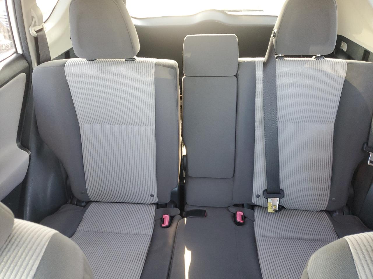 2014 Toyota Rav4 Le White vin: JTMBFREV0ED071117