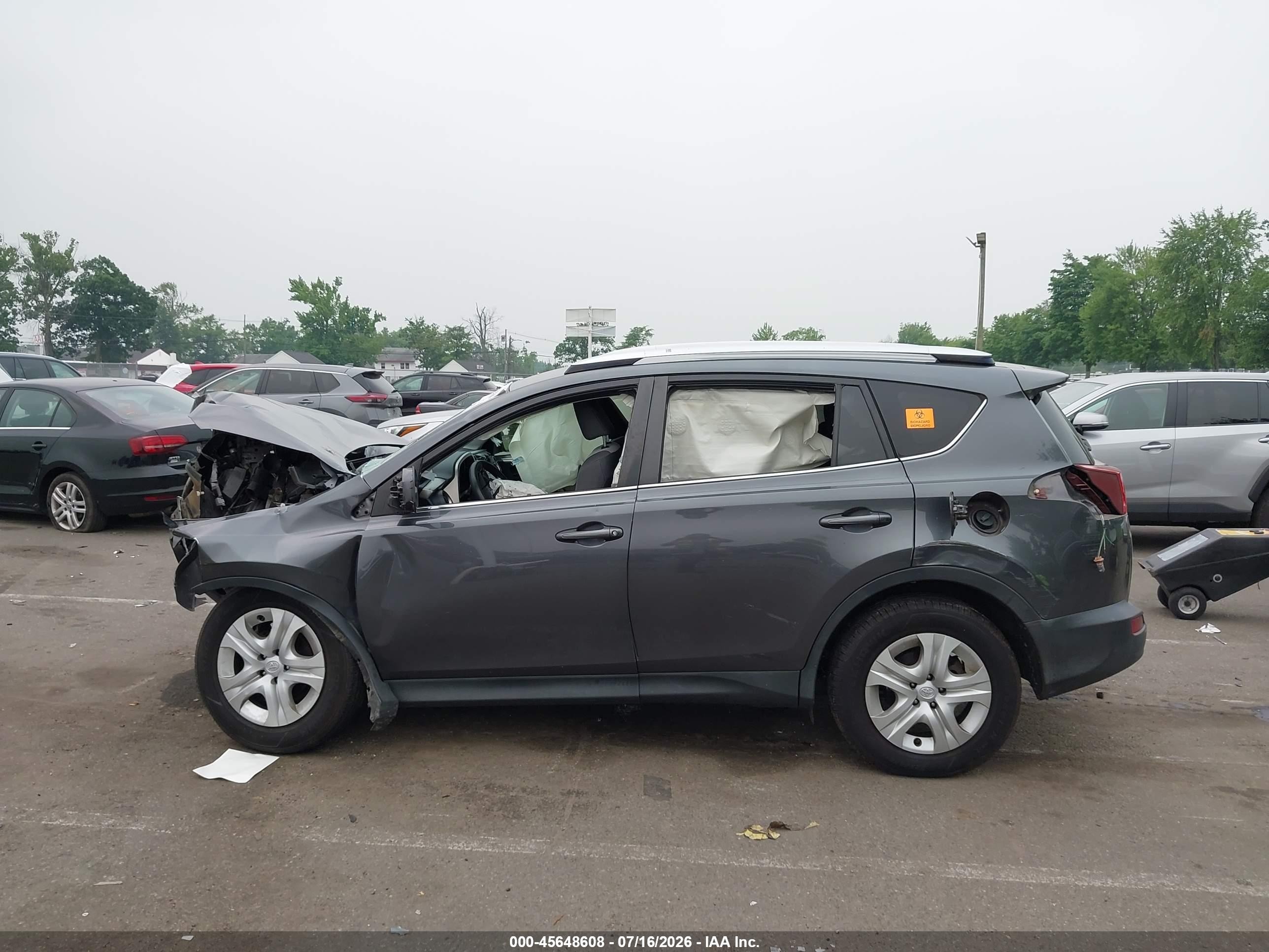 2014 Toyota Rav4 Le Gray vin: JTMBFREV0ED077497