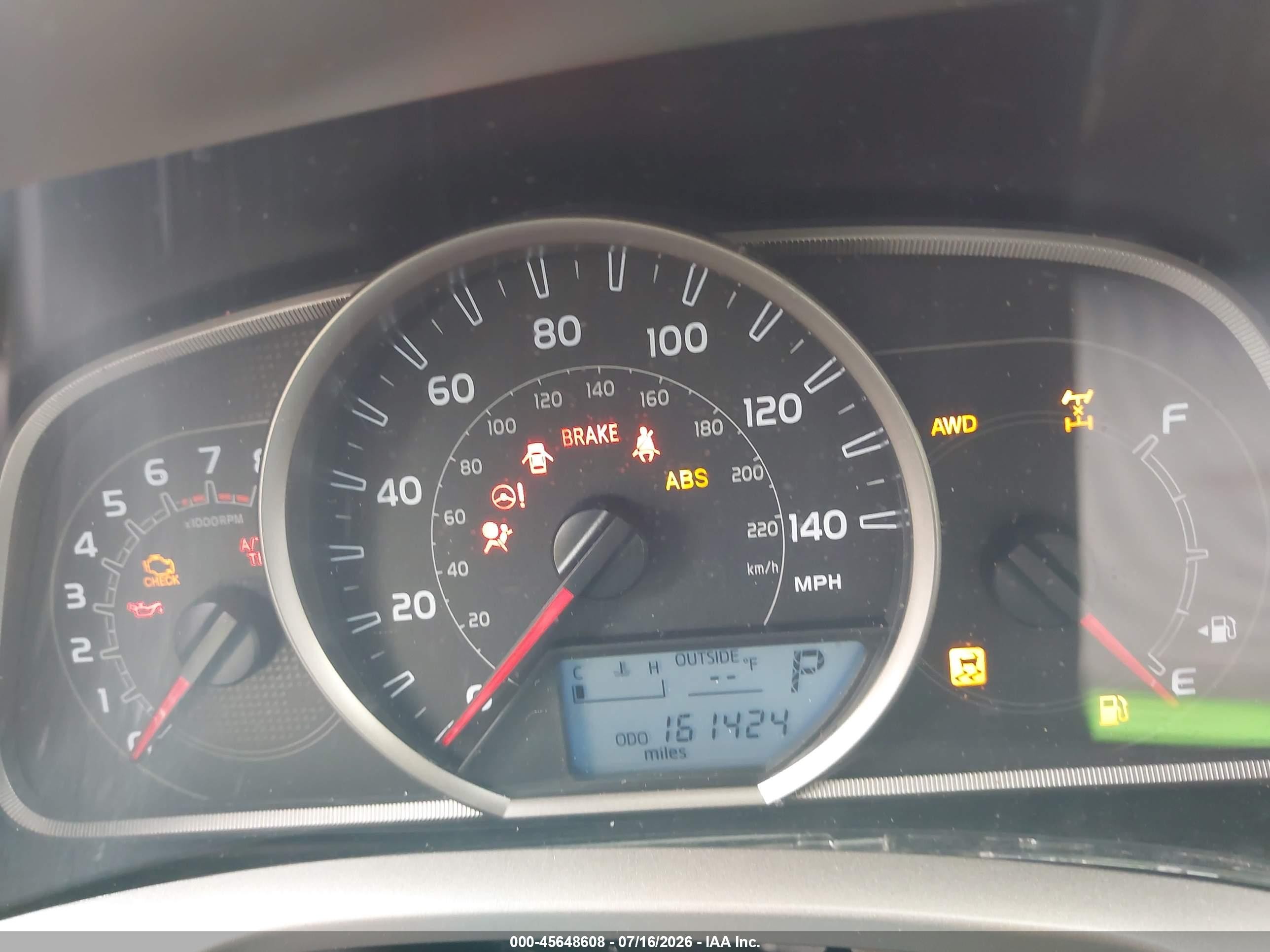 2014 Toyota Rav4 Le Gray vin: JTMBFREV0ED077497