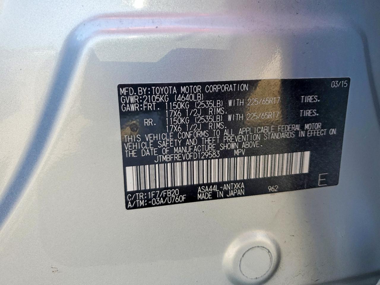2015 Toyota Rav4 Le Silver vin: JTMBFREV0FD129583