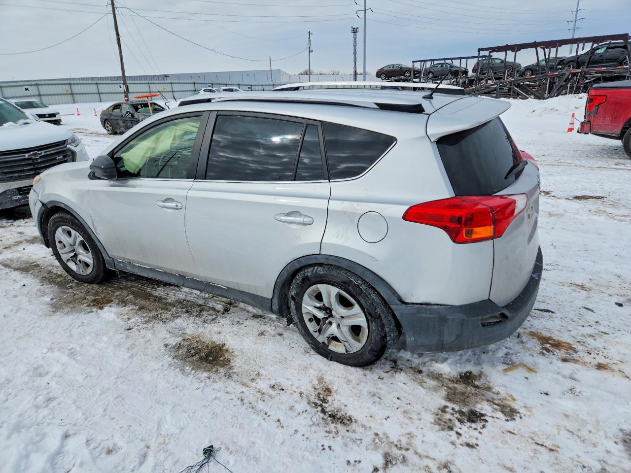2015 Toyota Rav4 Le Silver vin: JTMBFREV0FJ039769