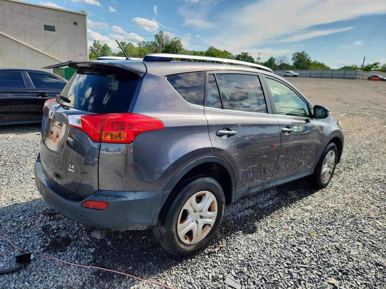 2015 Toyota Rav4 Le Серый vin: JTMBFREV0FJ044311