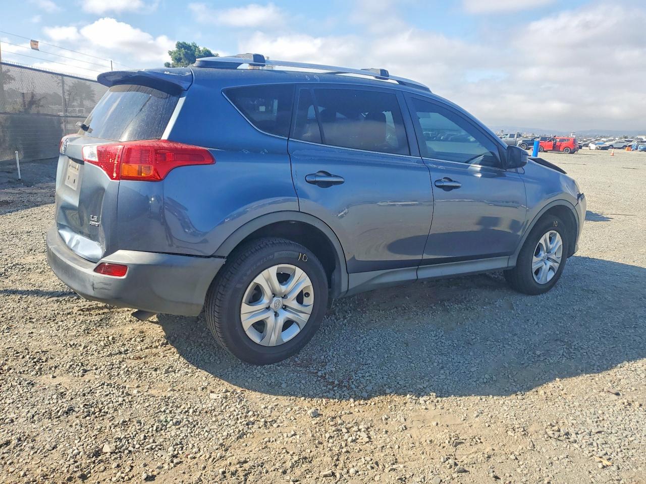 2013 Toyota Rav4 Le Gray vin: JTMBFREV1D5010612