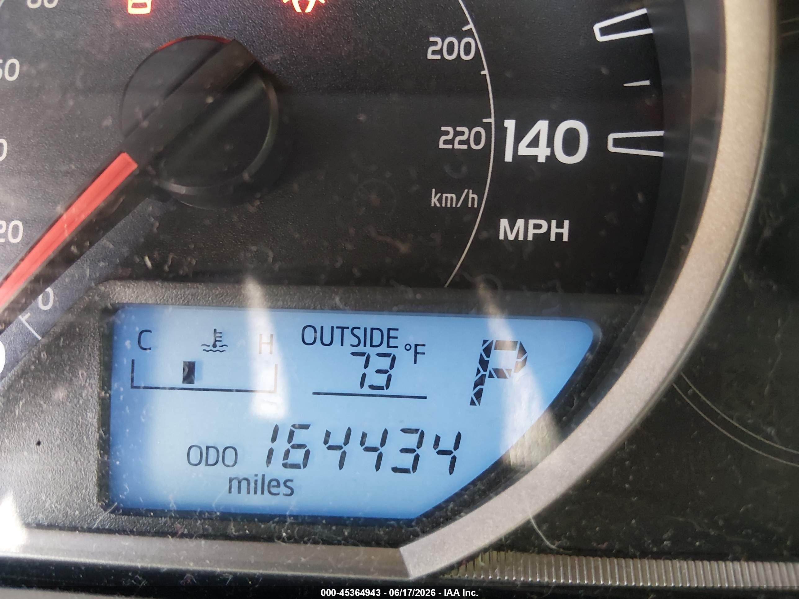 2013 Toyota Rav4 Le White vin: JTMBFREV1D5015986