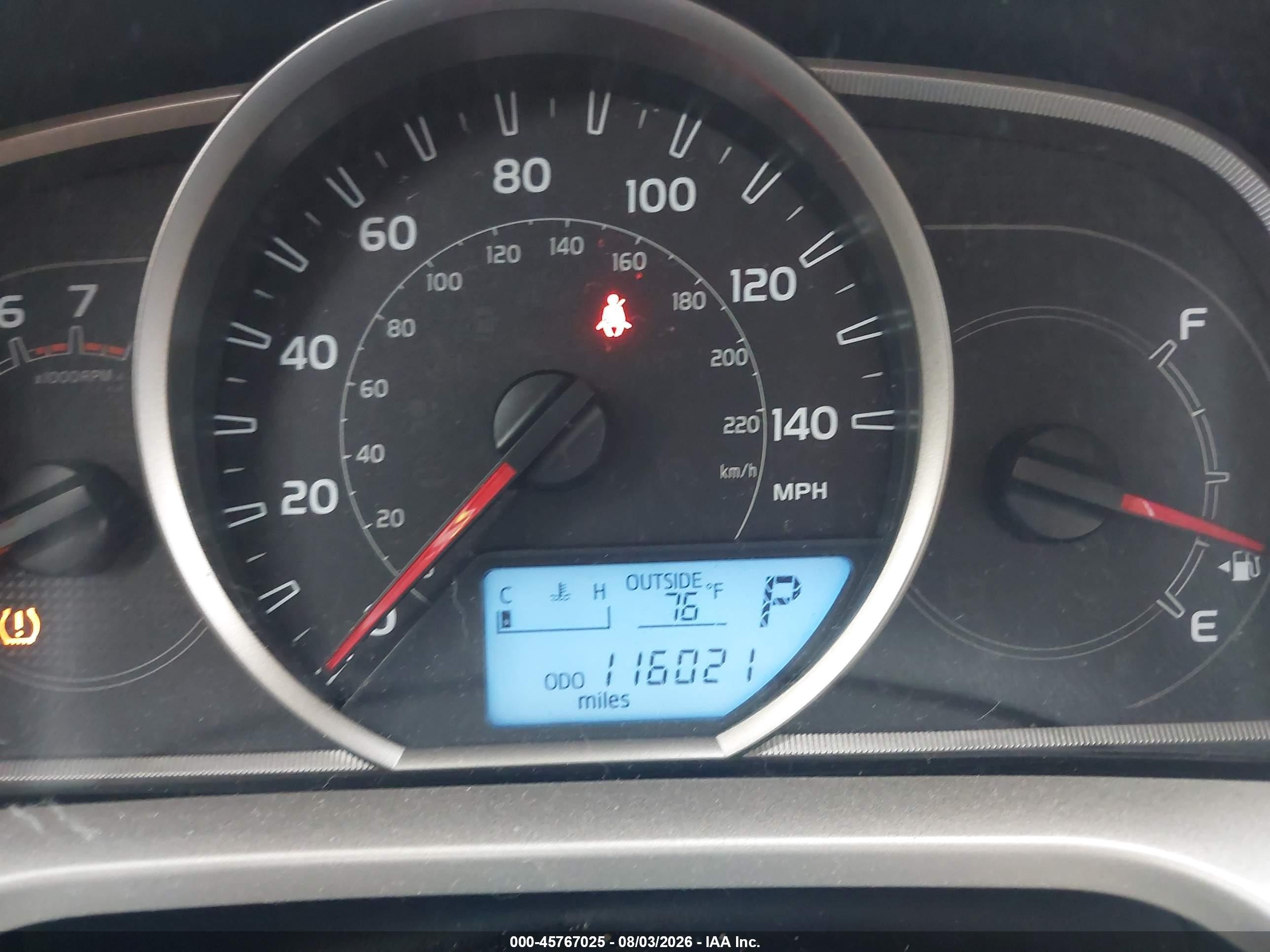 2013 Toyota Rav4 Le White vin: JTMBFREV1D5017379