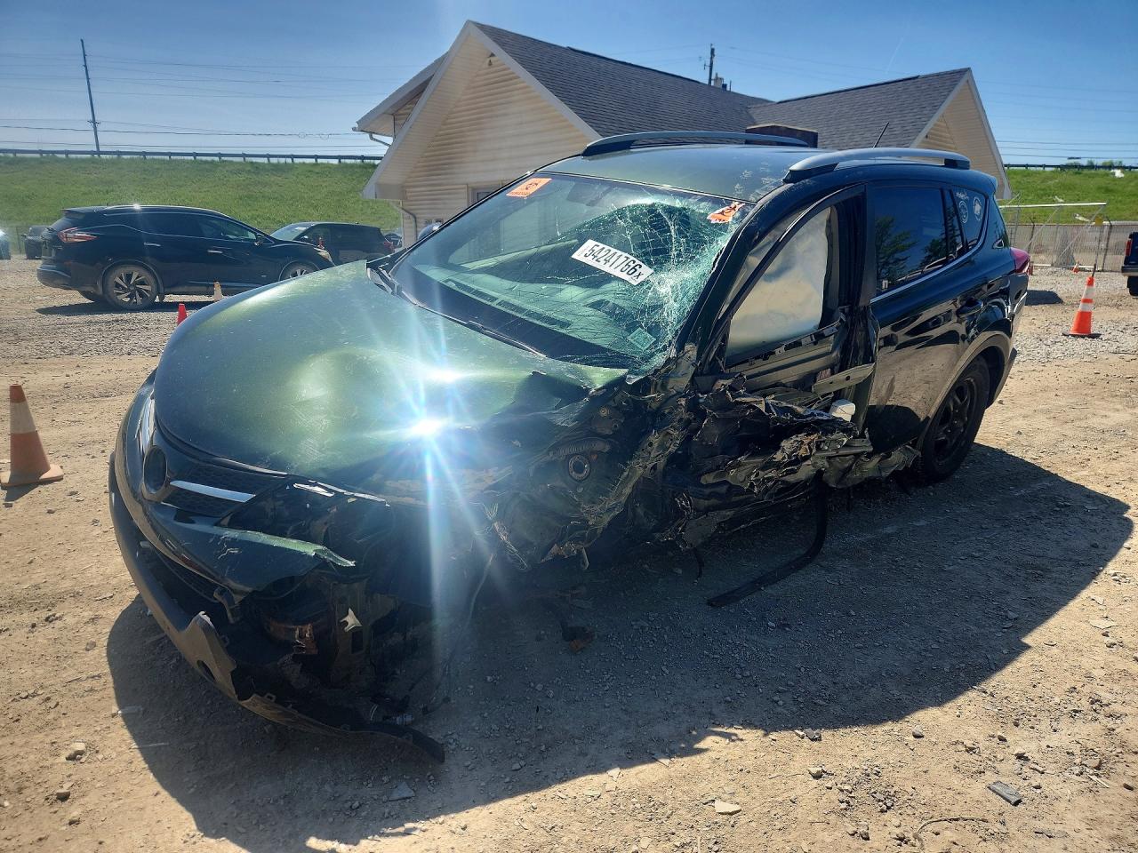 2013 Toyota Rav4 Le Green vin: JTMBFREV1DD035287