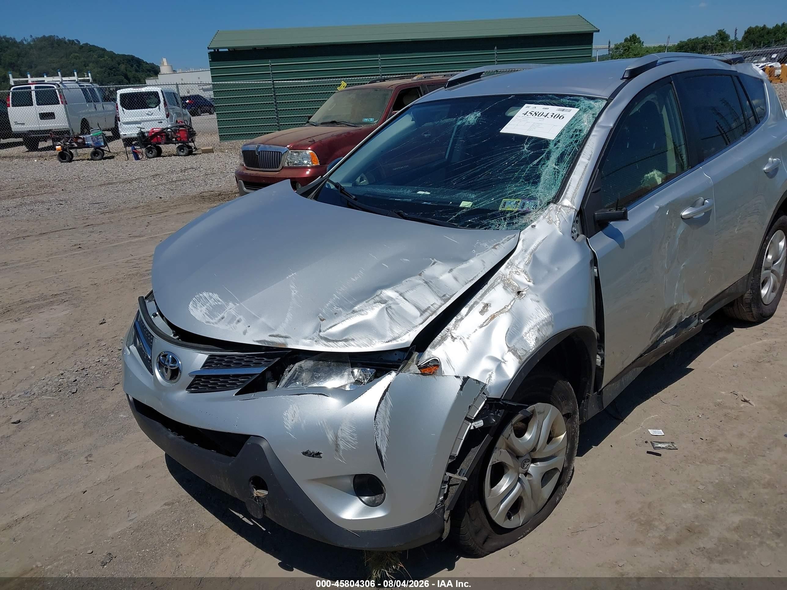 2014 Toyota Rav4 Le Silver vin: JTMBFREV1ED077931