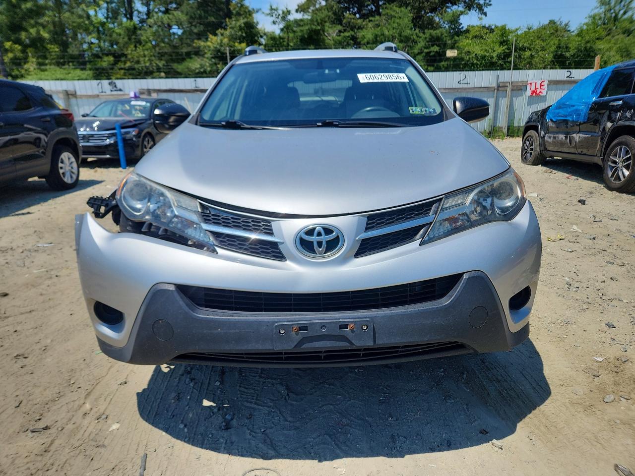 2014 Toyota Rav4 Le Silver vin: JTMBFREV1ED083292
