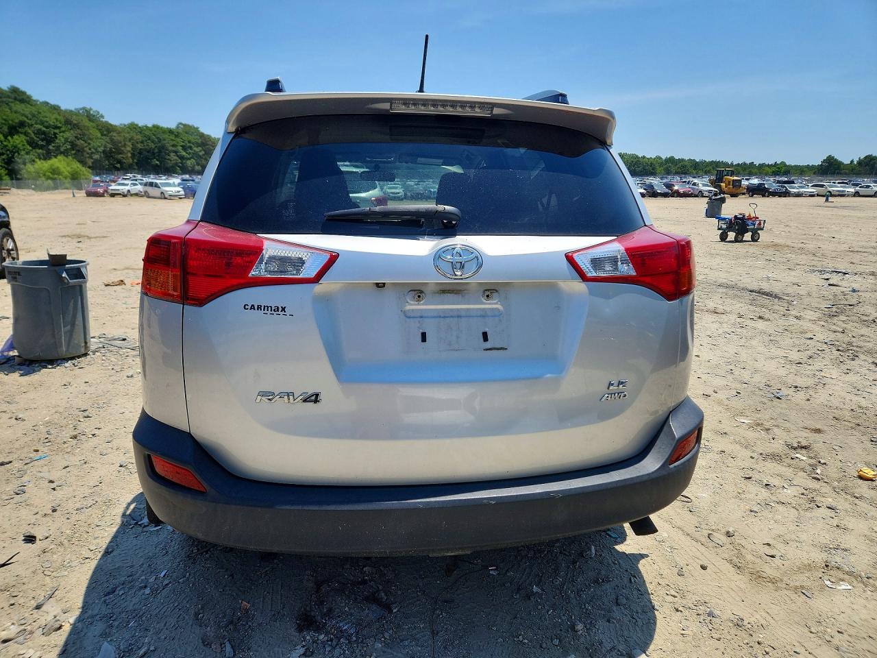 2014 Toyota Rav4 Le Silver vin: JTMBFREV1ED083292