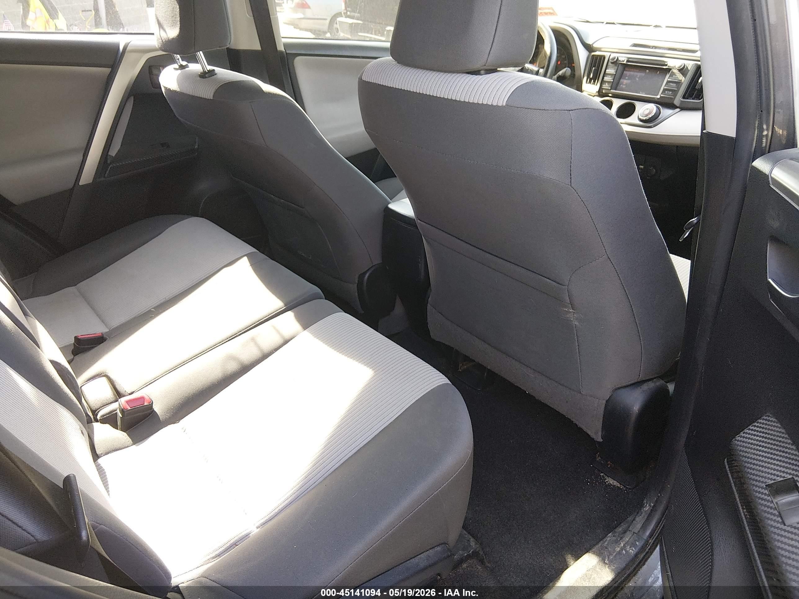 2014 Toyota Rav4 Le Серый vin: JTMBFREV1EJ000980