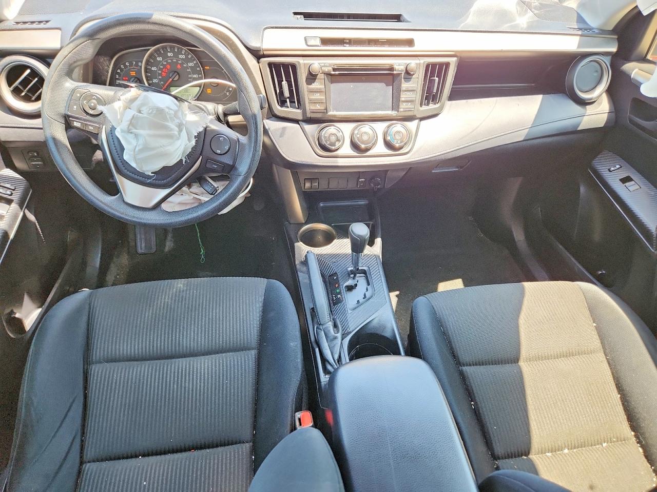 2014 Toyota Rav4 Le Gray vin: JTMBFREV1EJ007735