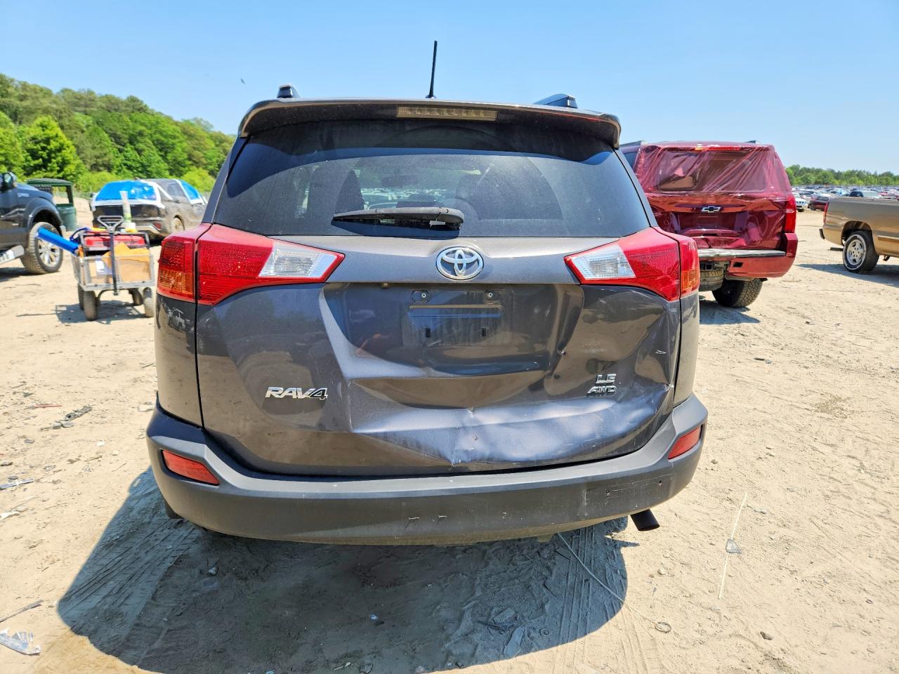 2014 Toyota Rav4 Le Gray vin: JTMBFREV1EJ007735