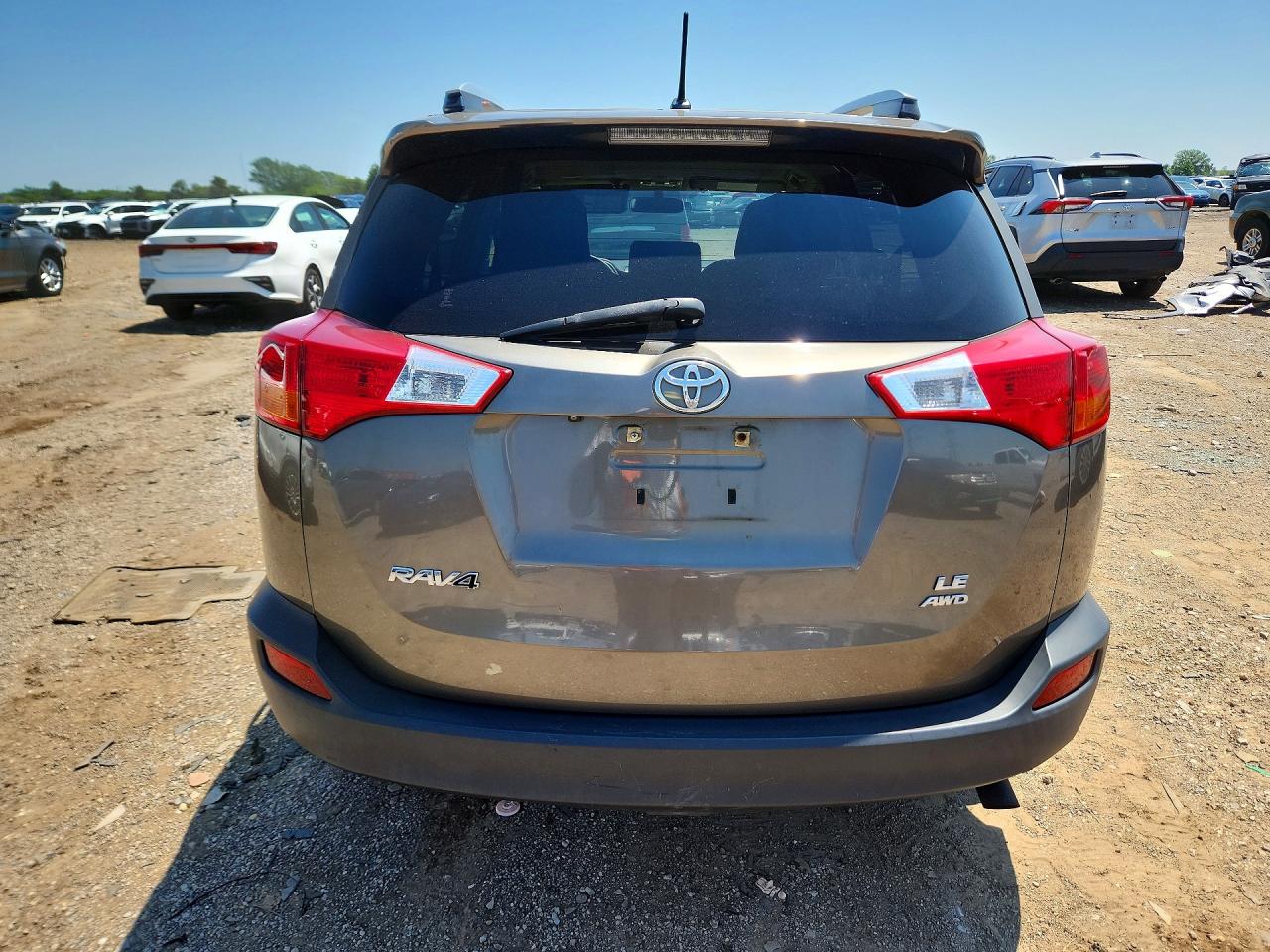 2015 Toyota Rav4 Le Gray vin: JTMBFREV1FD098991