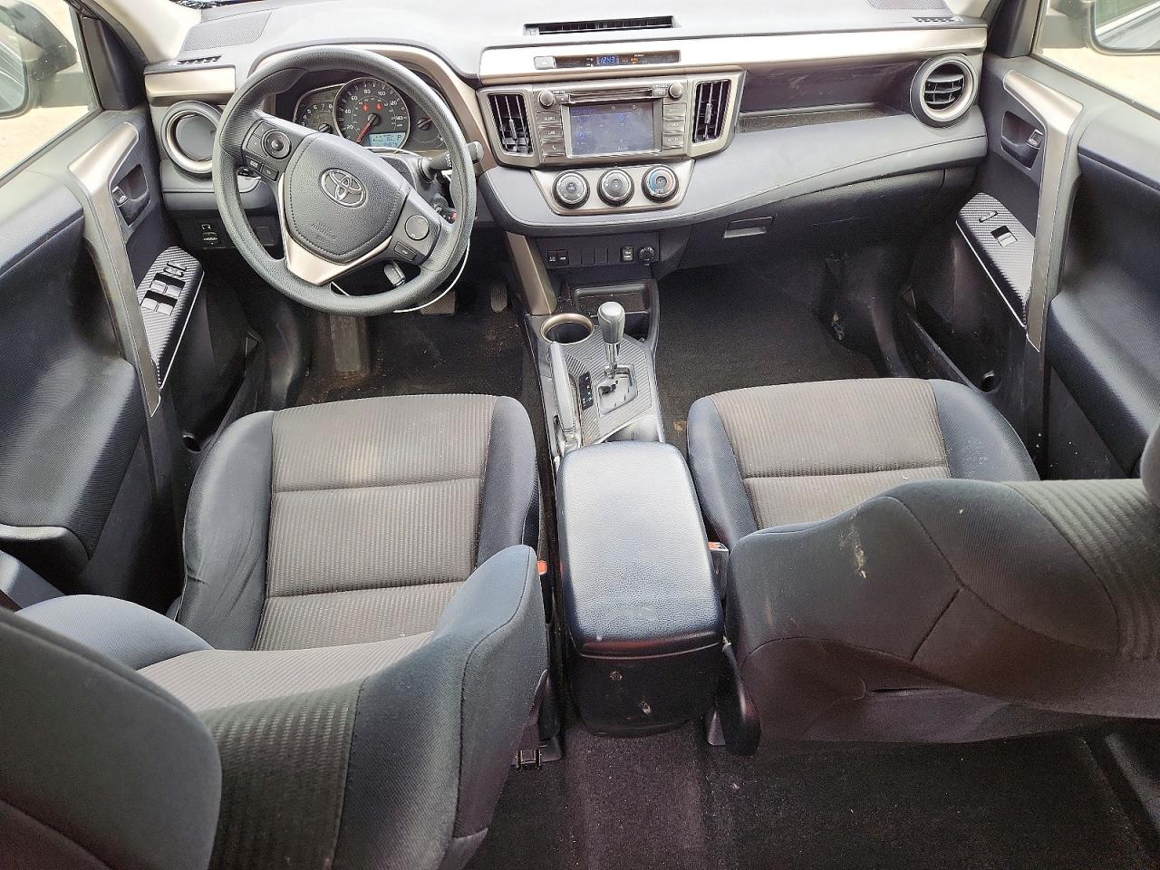 2015 Toyota Rav4 Le Gray vin: JTMBFREV1FD112355