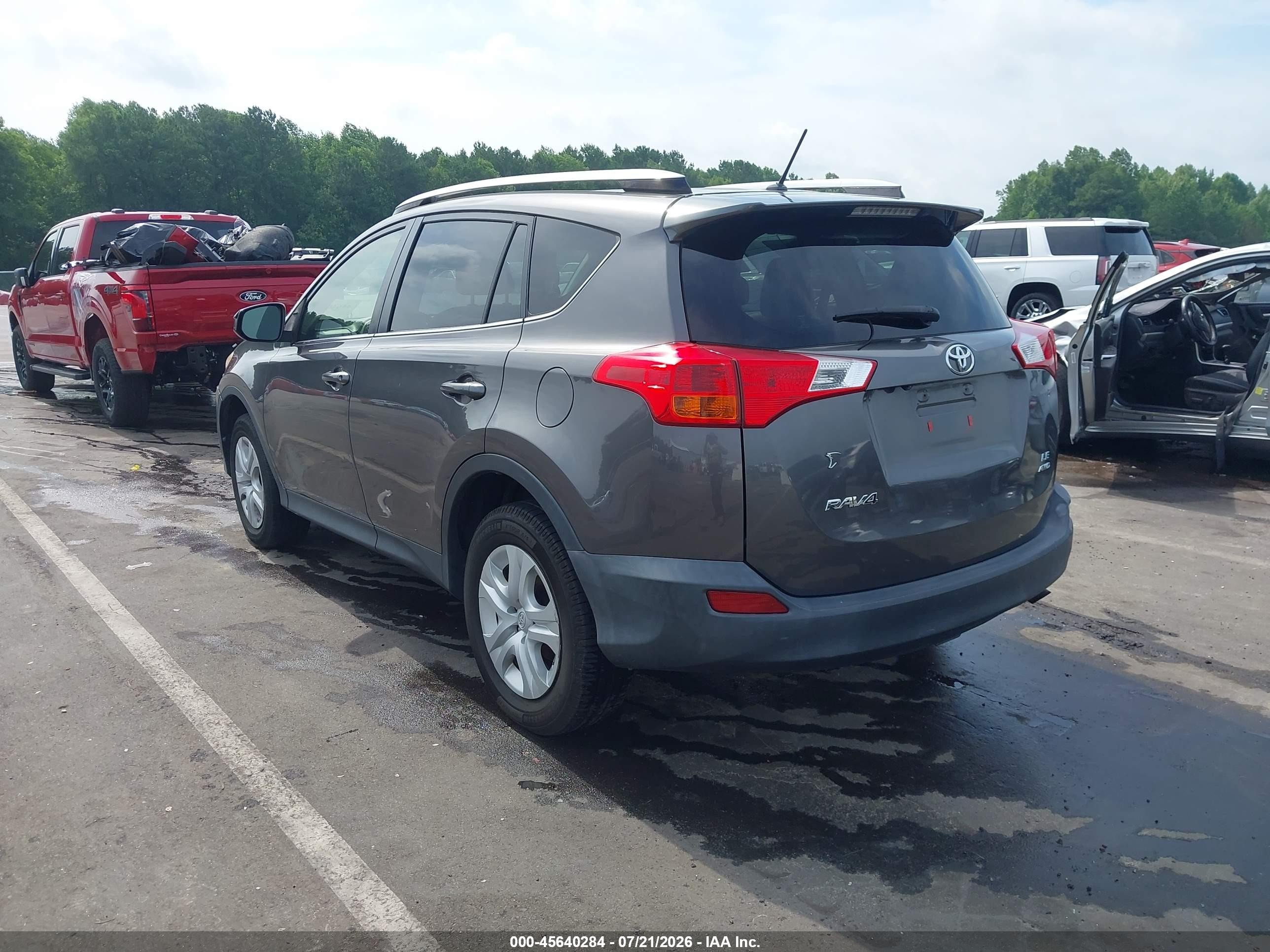 2013 Toyota Rav4 Le Gray vin: JTMBFREV2D5021621