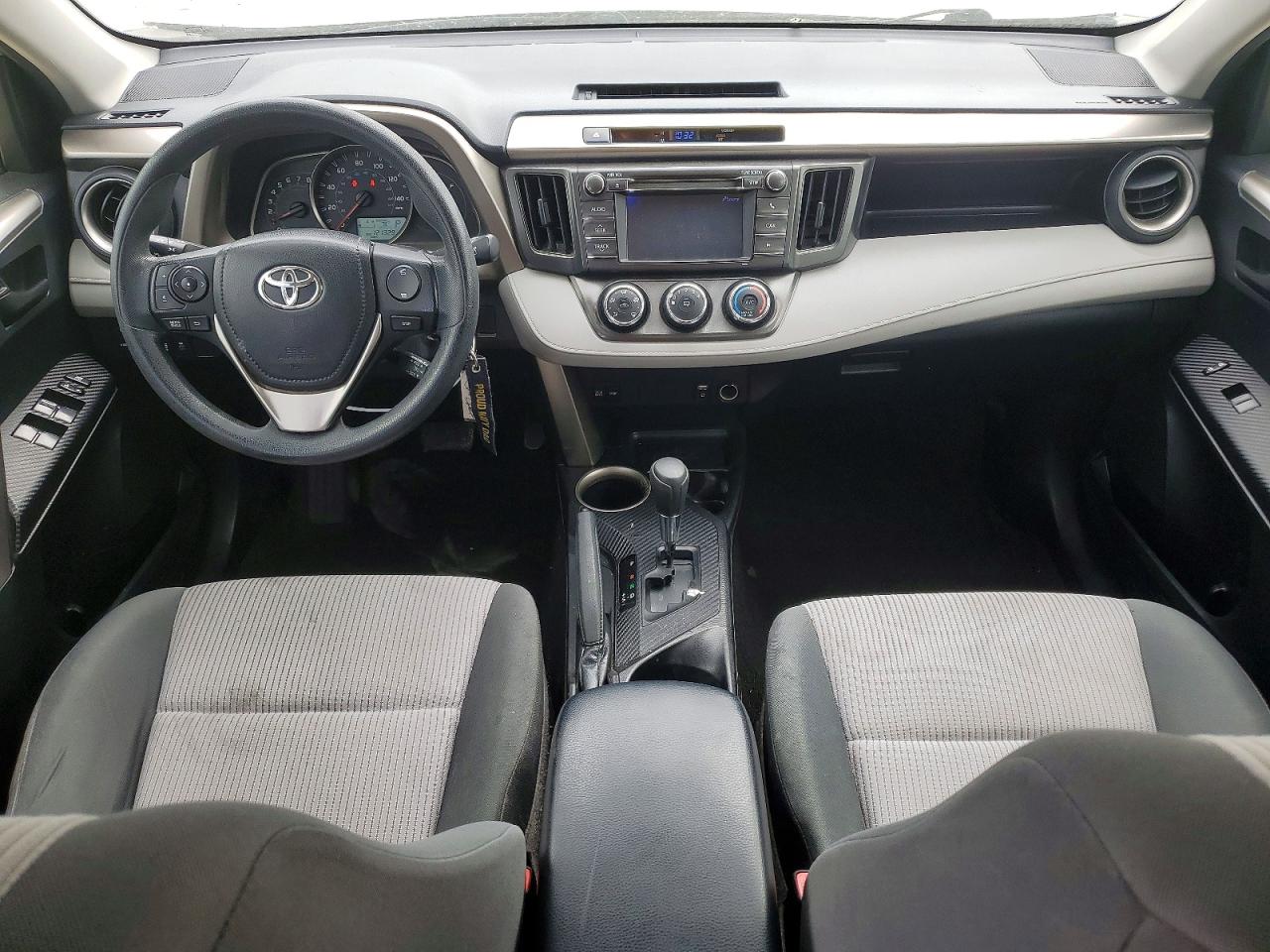 2013 Toyota Rav4 Le Серебряный vin: JTMBFREV2D5026172