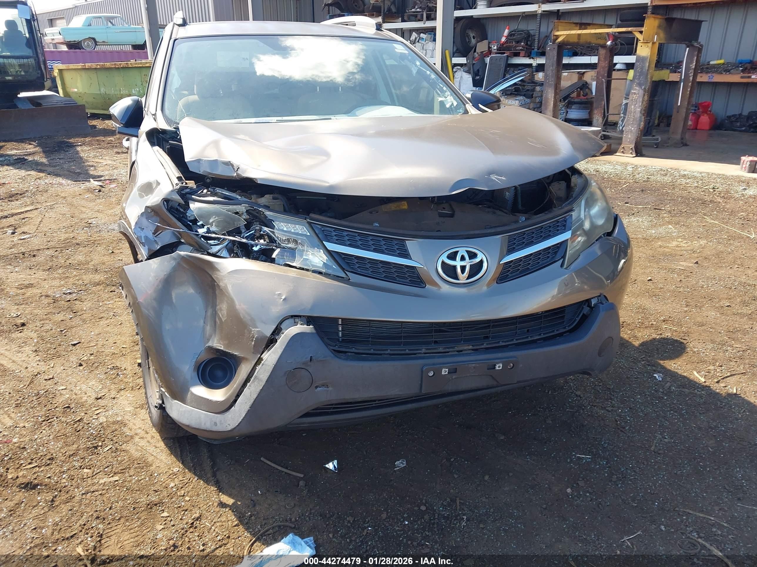 2013 Toyota Rav4 Le Brown vin: JTMBFREV2DD014979