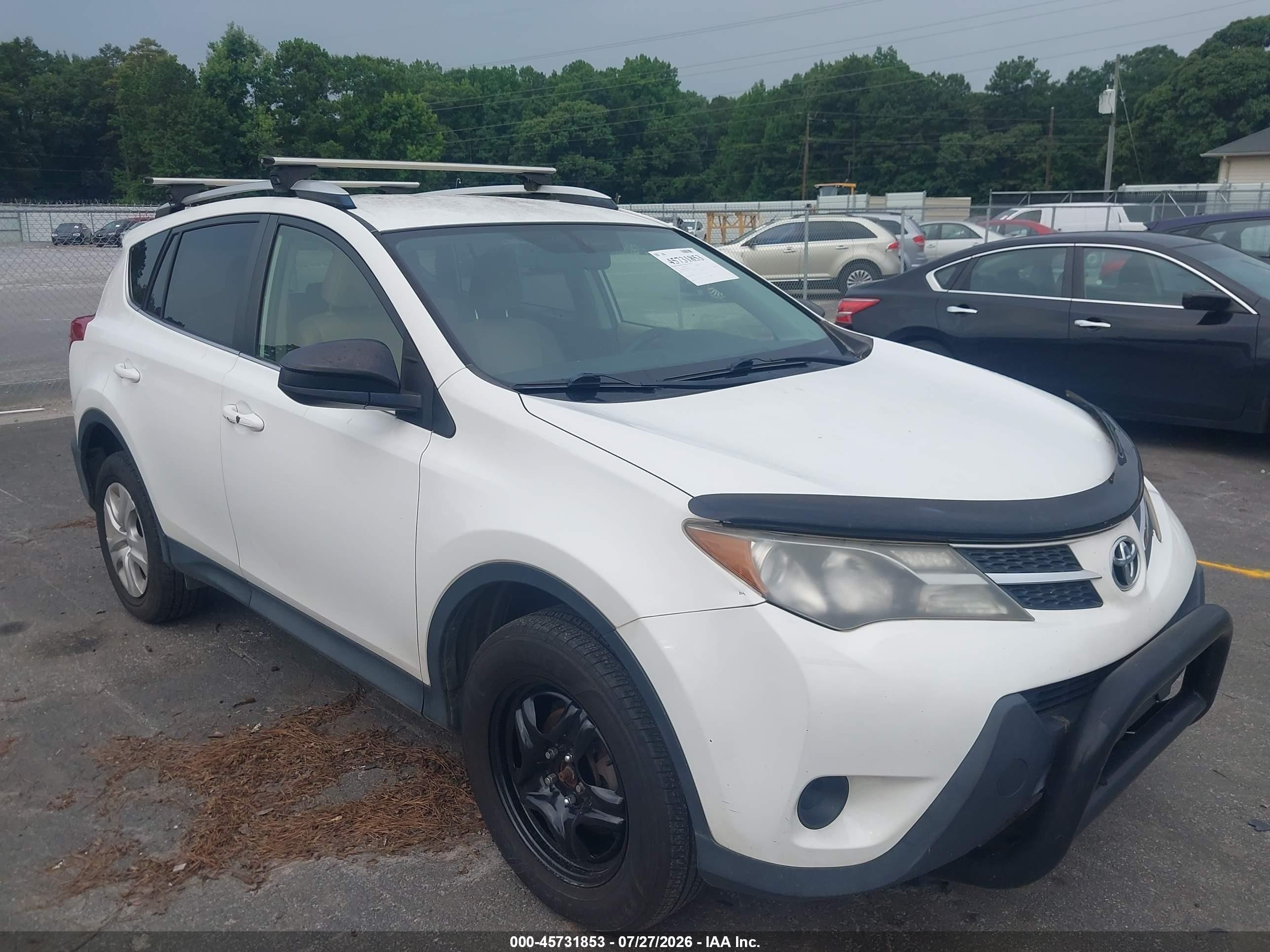 2013 Toyota Rav4 Le White vin: JTMBFREV2DD019308