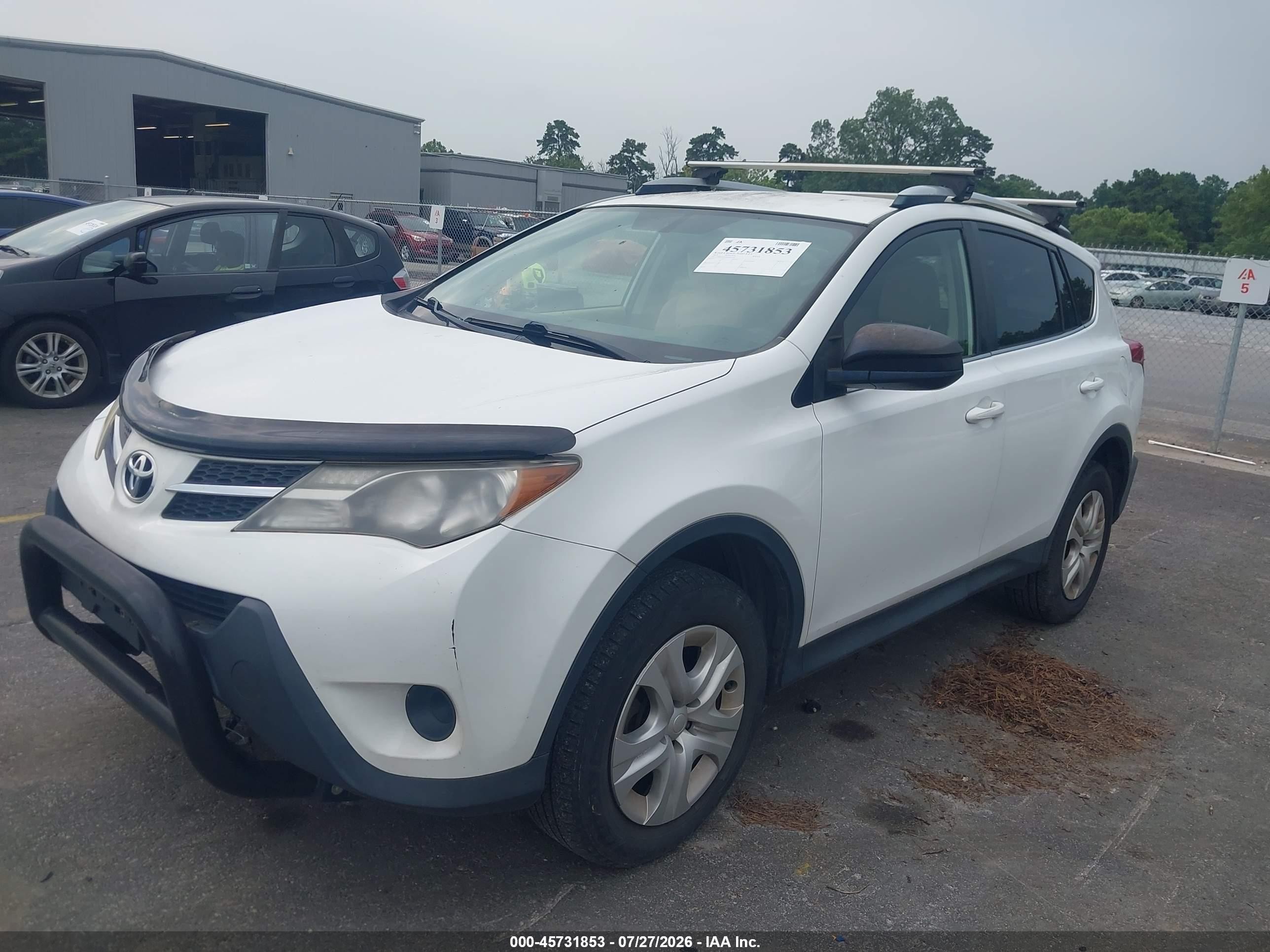 2013 Toyota Rav4 Le White vin: JTMBFREV2DD019308