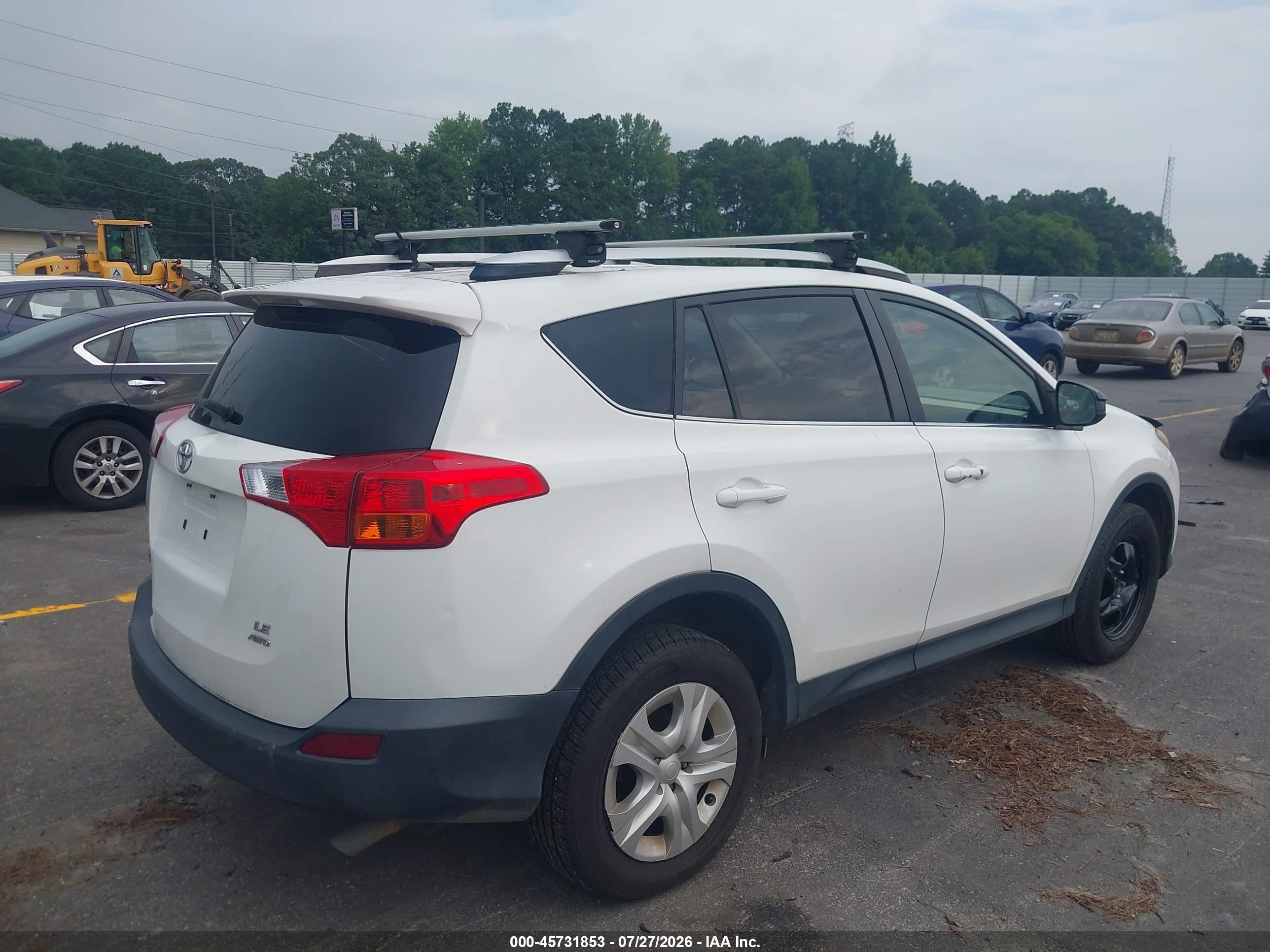 2013 Toyota Rav4 Le White vin: JTMBFREV2DD019308