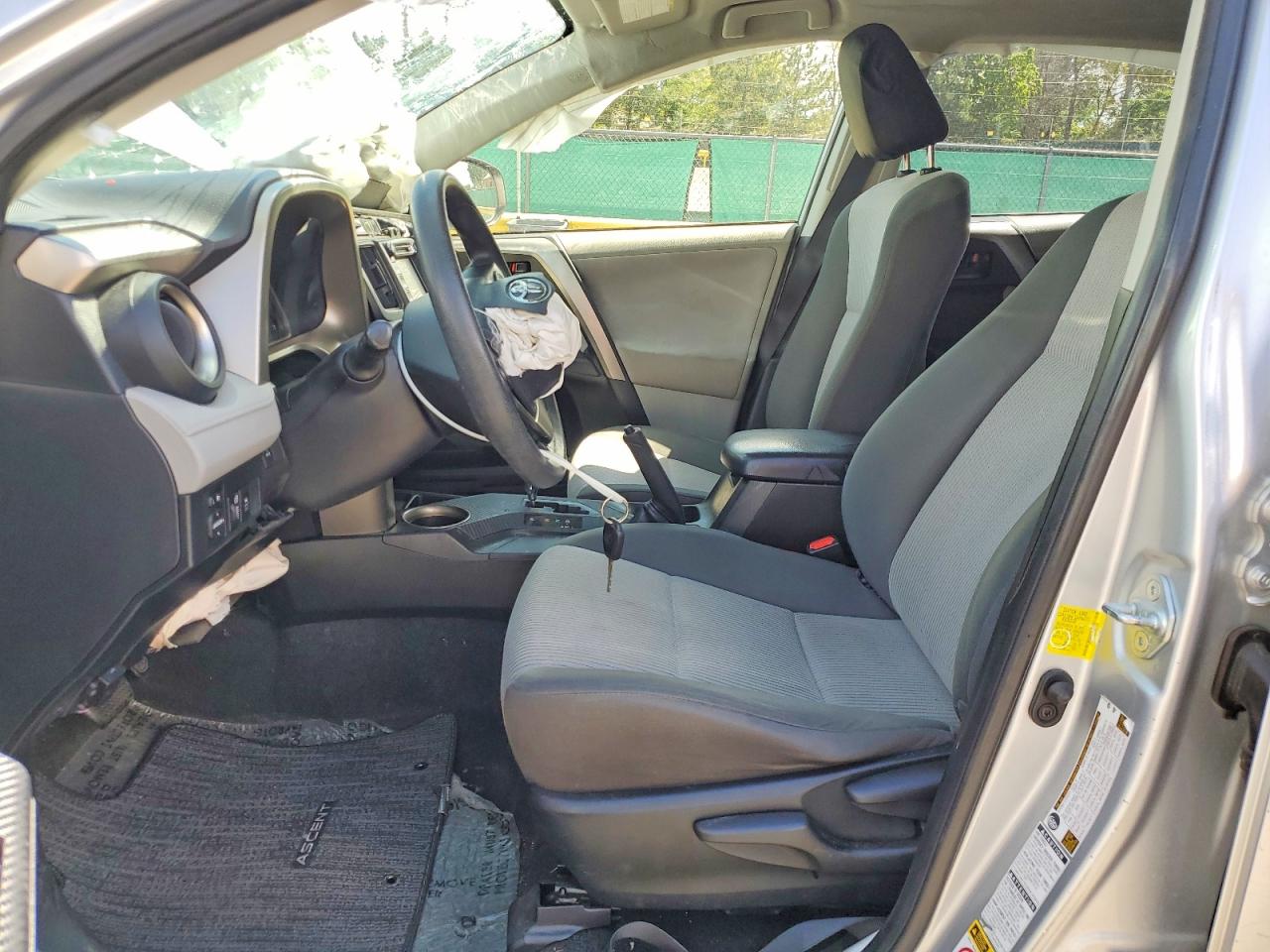 2013 Toyota Rav4 Le Silver vin: JTMBFREV2DD032320