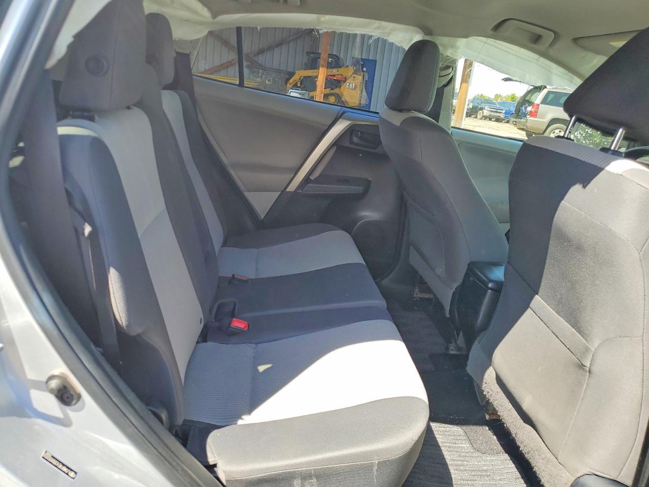 2013 Toyota Rav4 Le Silver vin: JTMBFREV2DD032320