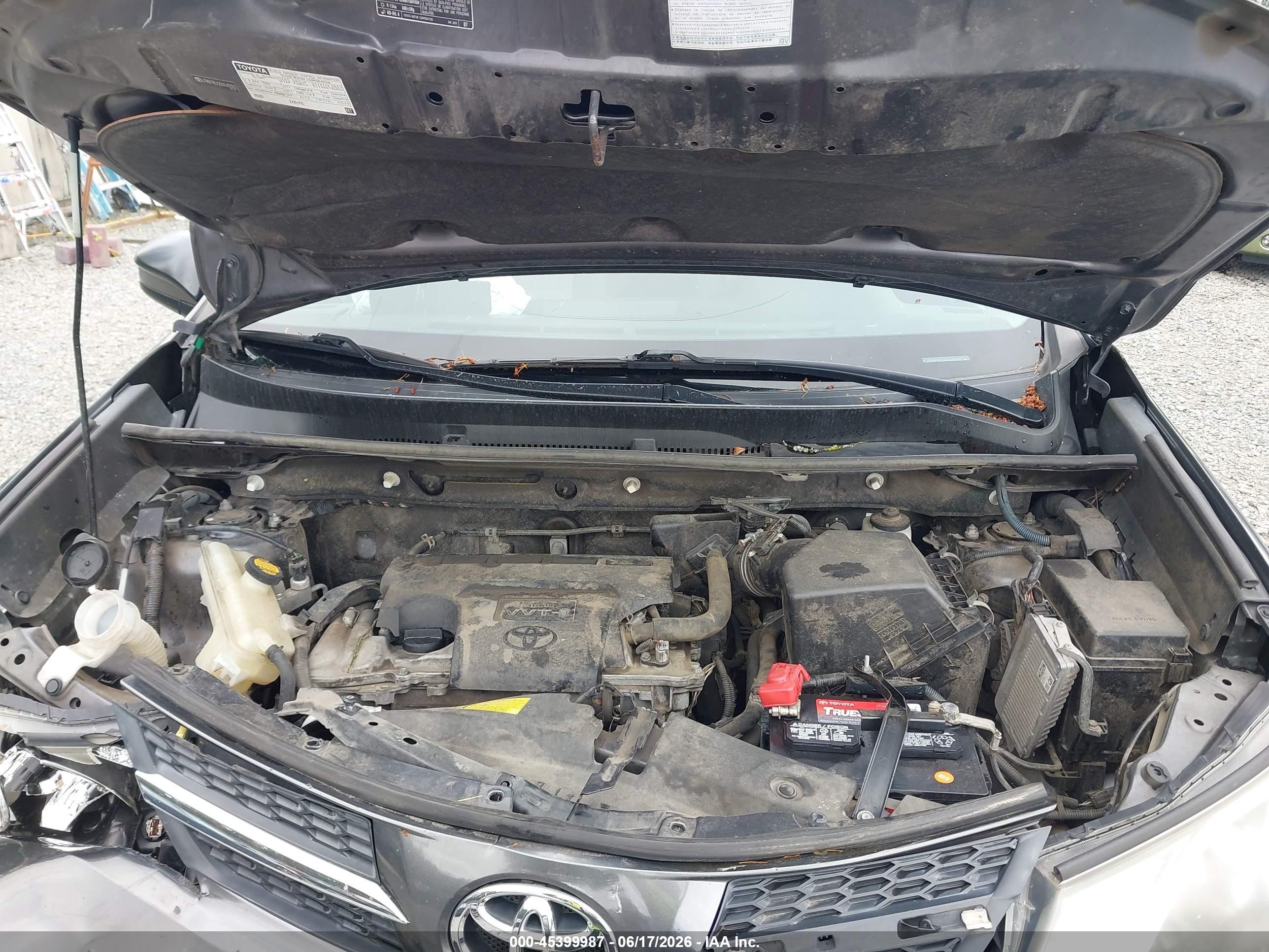 2013 Toyota Rav4 Le Gray vin: JTMBFREV2DD040305