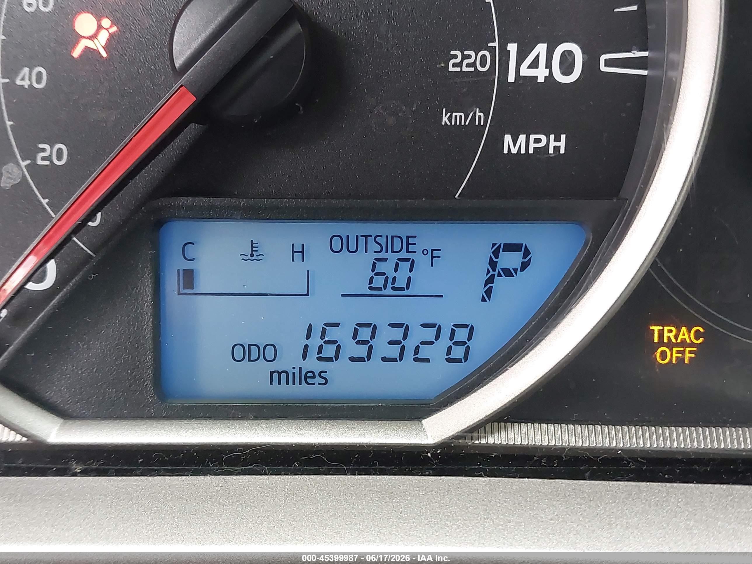 2013 Toyota Rav4 Le Gray vin: JTMBFREV2DD040305