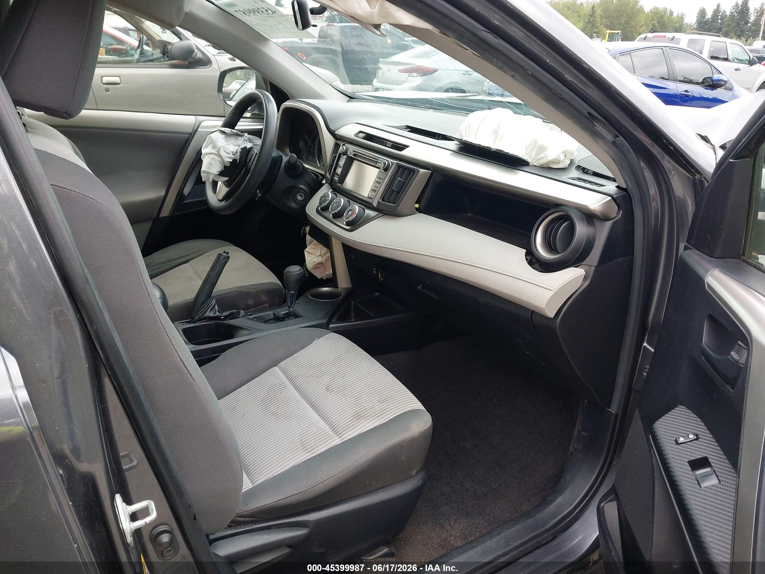2013 Toyota Rav4 Le Gray vin: JTMBFREV2DD040305
