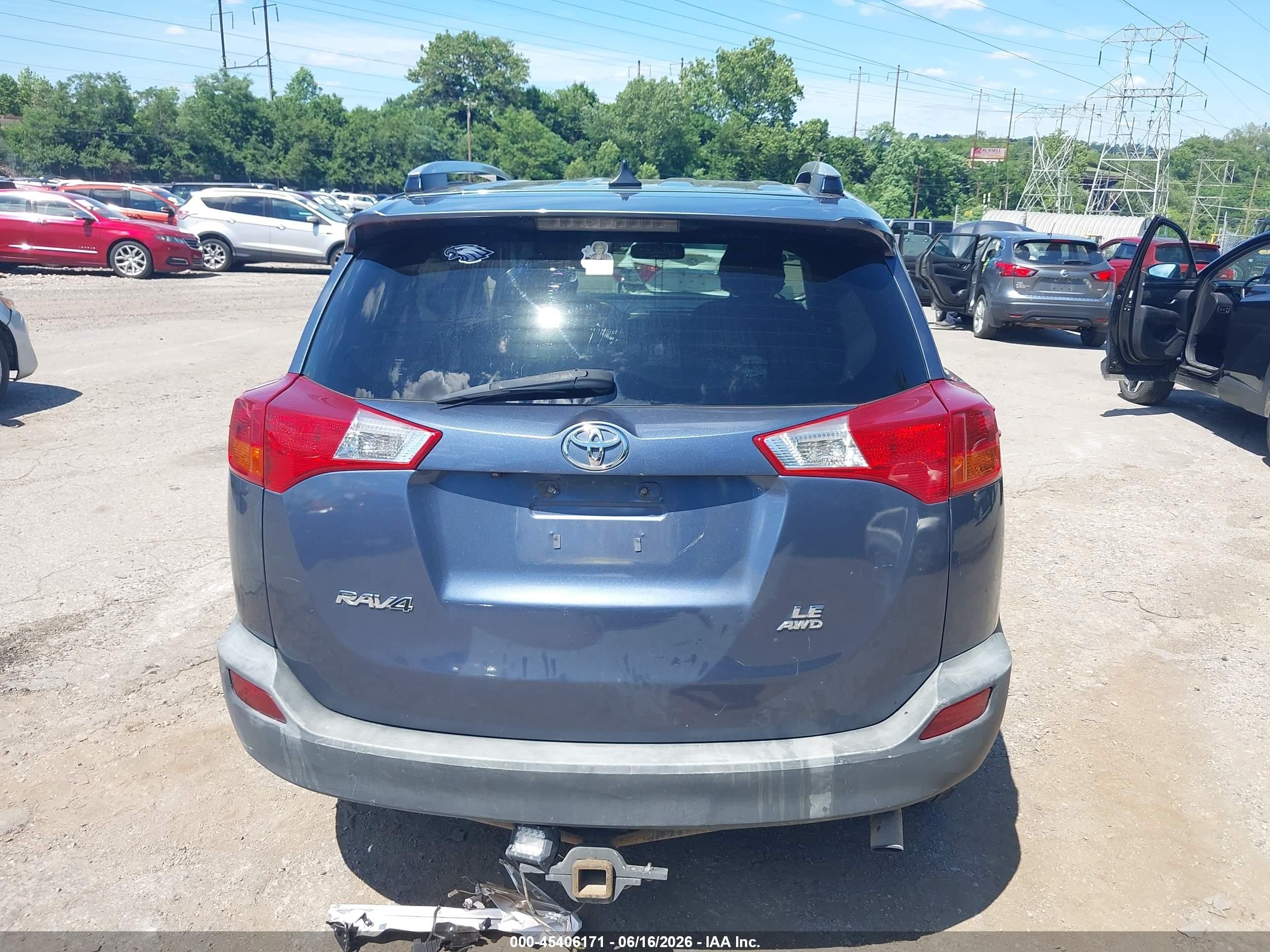 2014 Toyota Rav4 Le Blue vin: JTMBFREV2ED056098