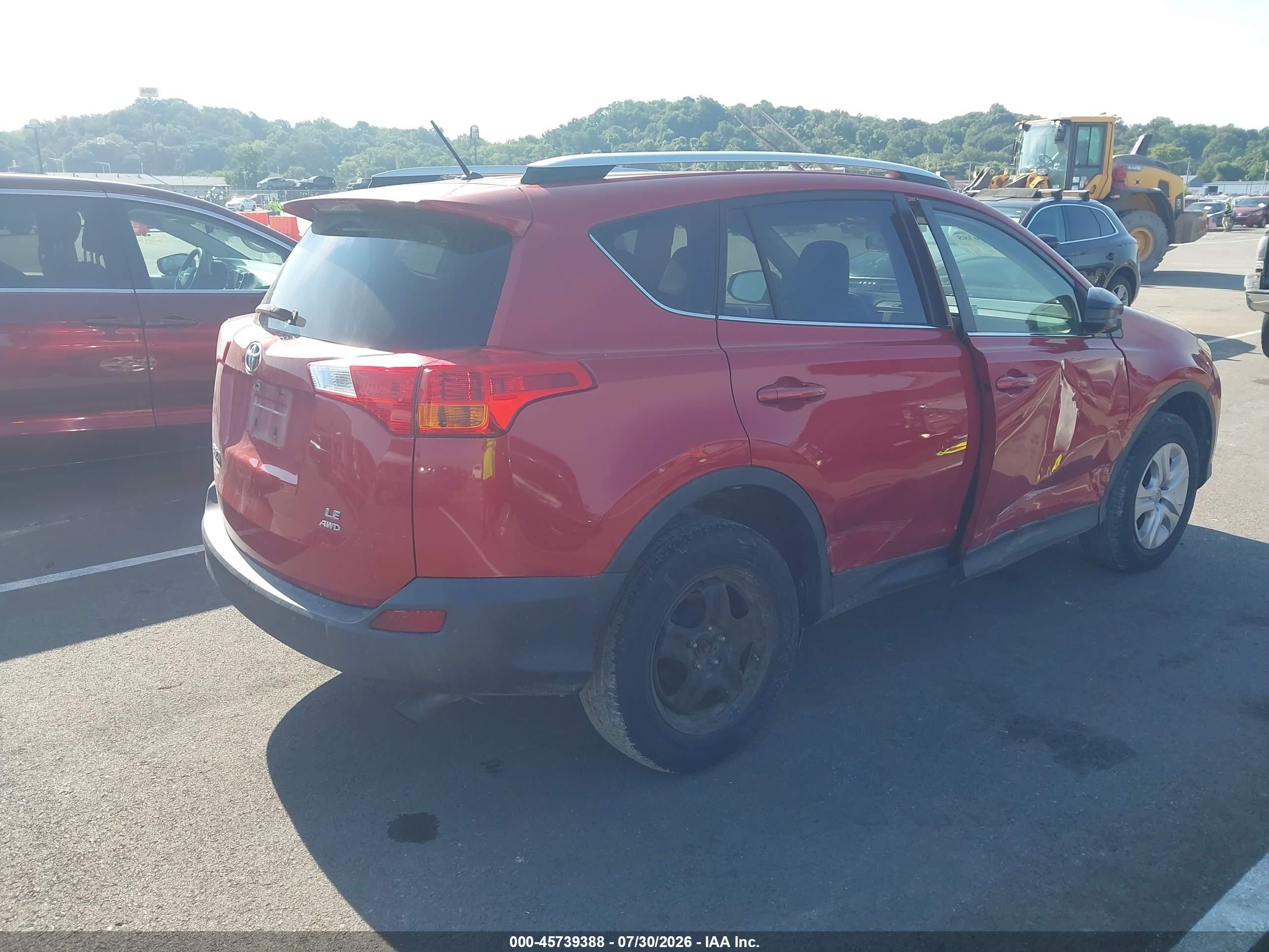 2014 Toyota Rav4 Le Red vin: JTMBFREV2ED057574