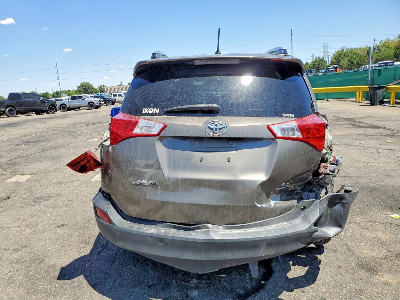 2014 Toyota Rav4 Le Серый vin: JTMBFREV2ED075217