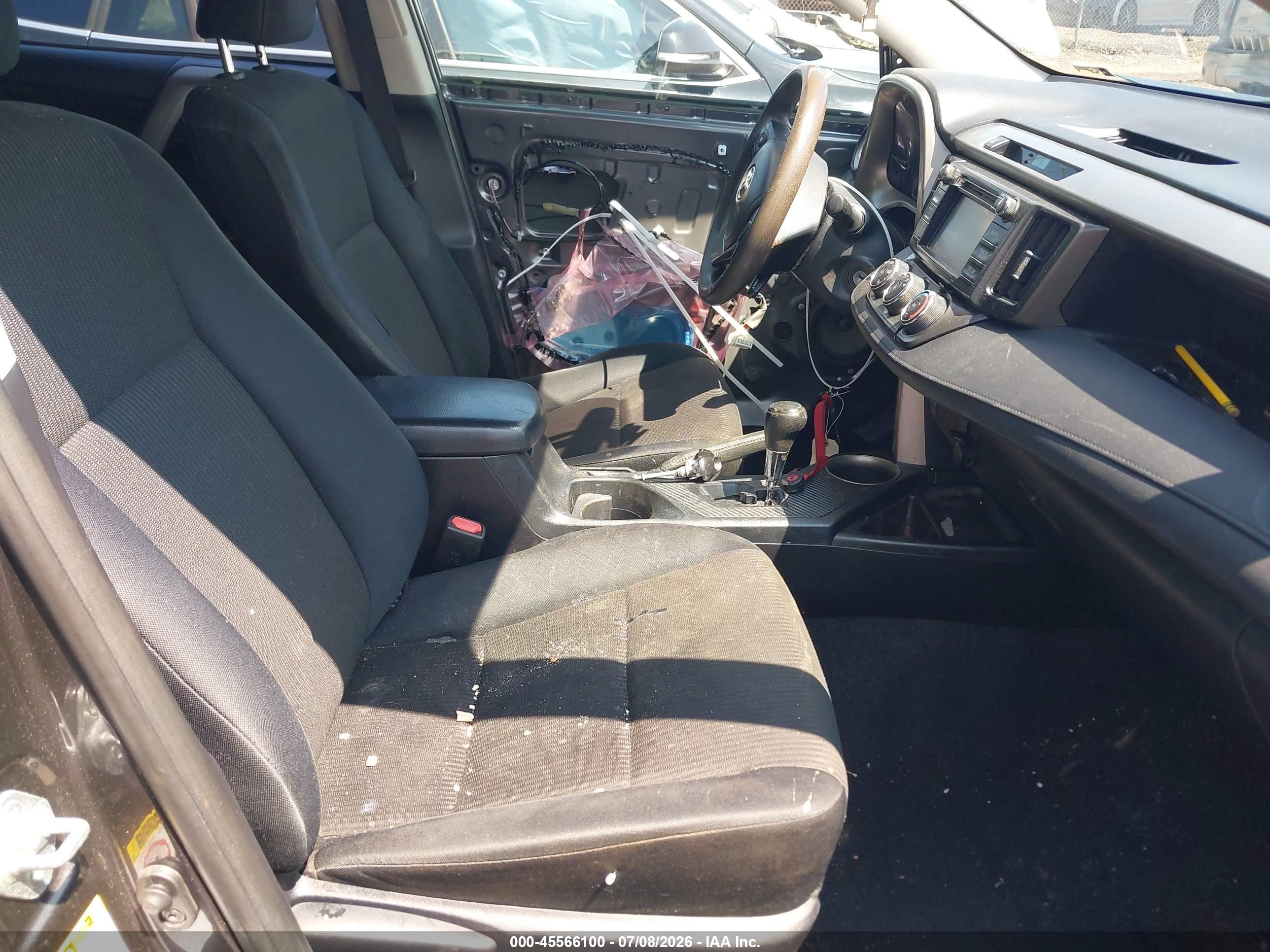 2014 Toyota Rav4 Le Серый vin: JTMBFREV2ED076903