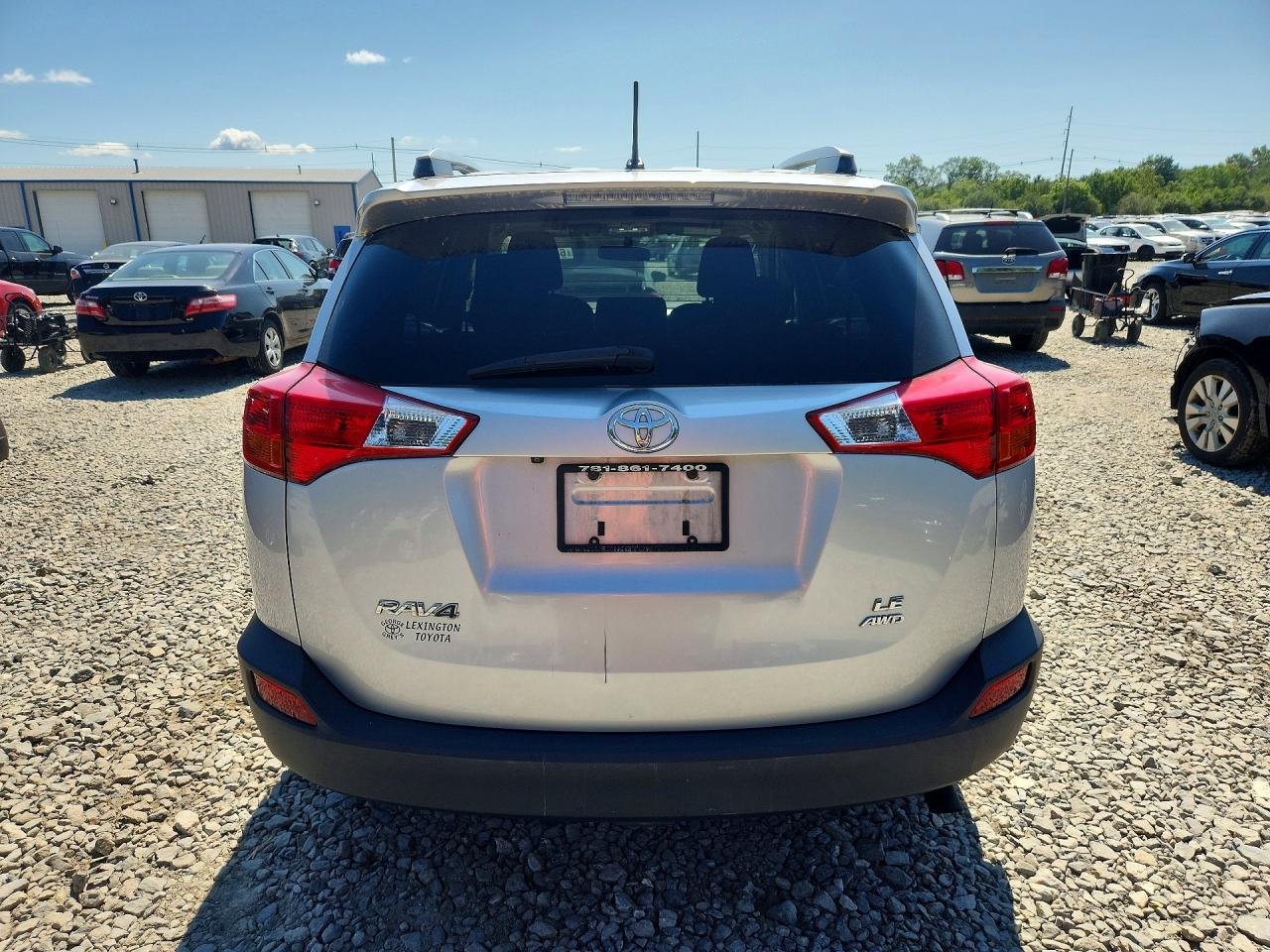 2014 Toyota Rav4 Le Silver vin: JTMBFREV2ED088405