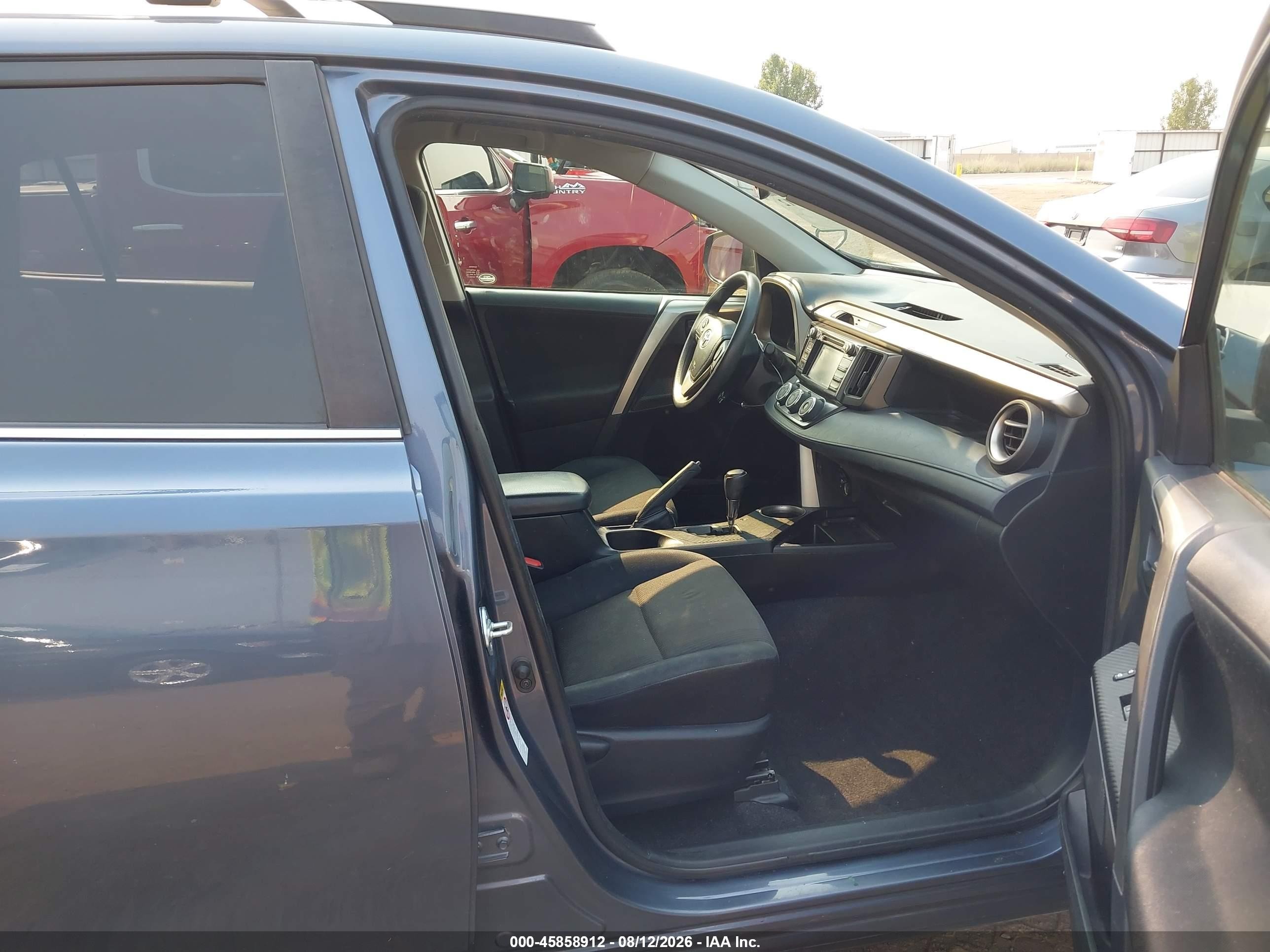2014 Toyota Rav4 Le Blue vin: JTMBFREV2ED088646
