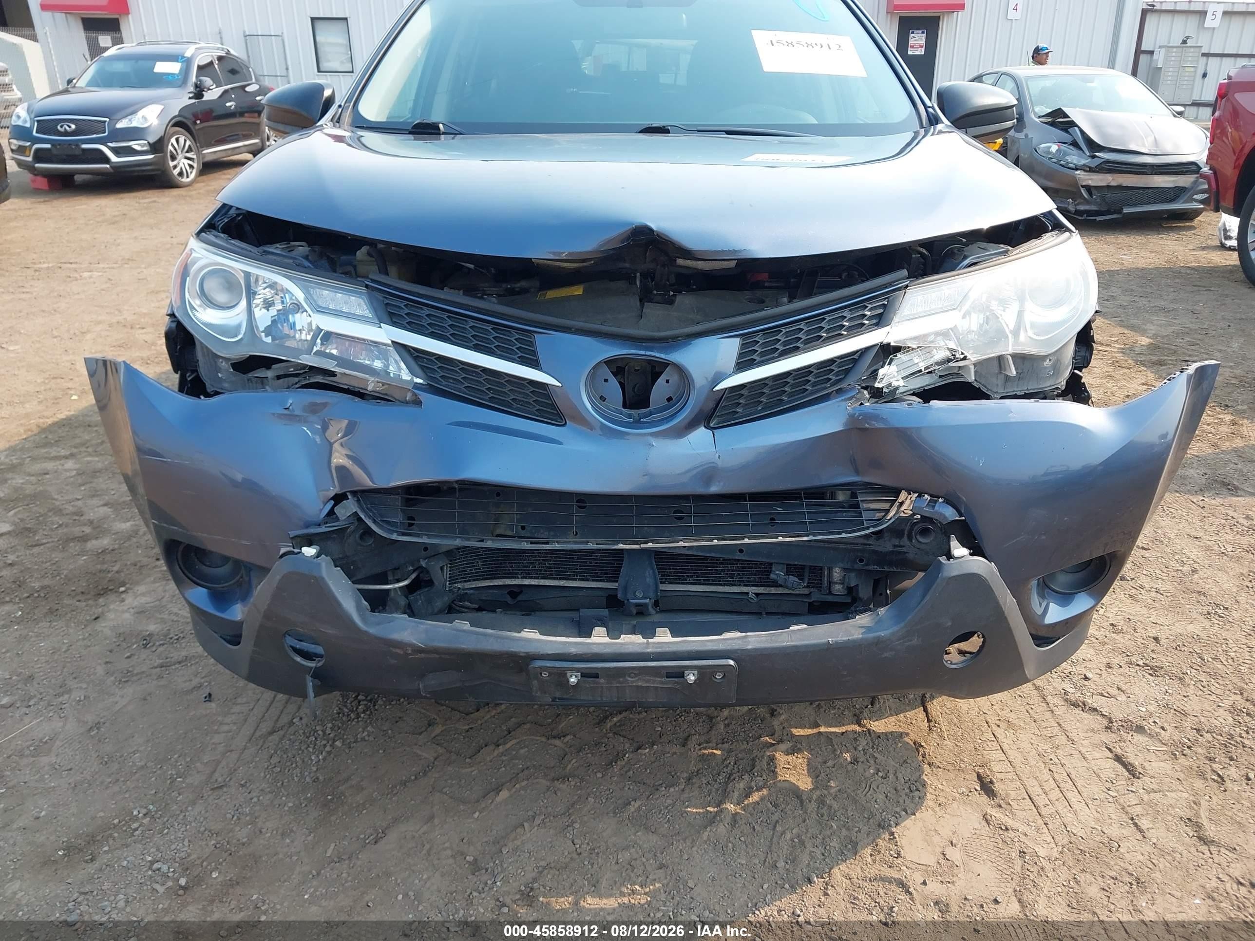 2014 Toyota Rav4 Le Blue vin: JTMBFREV2ED088646