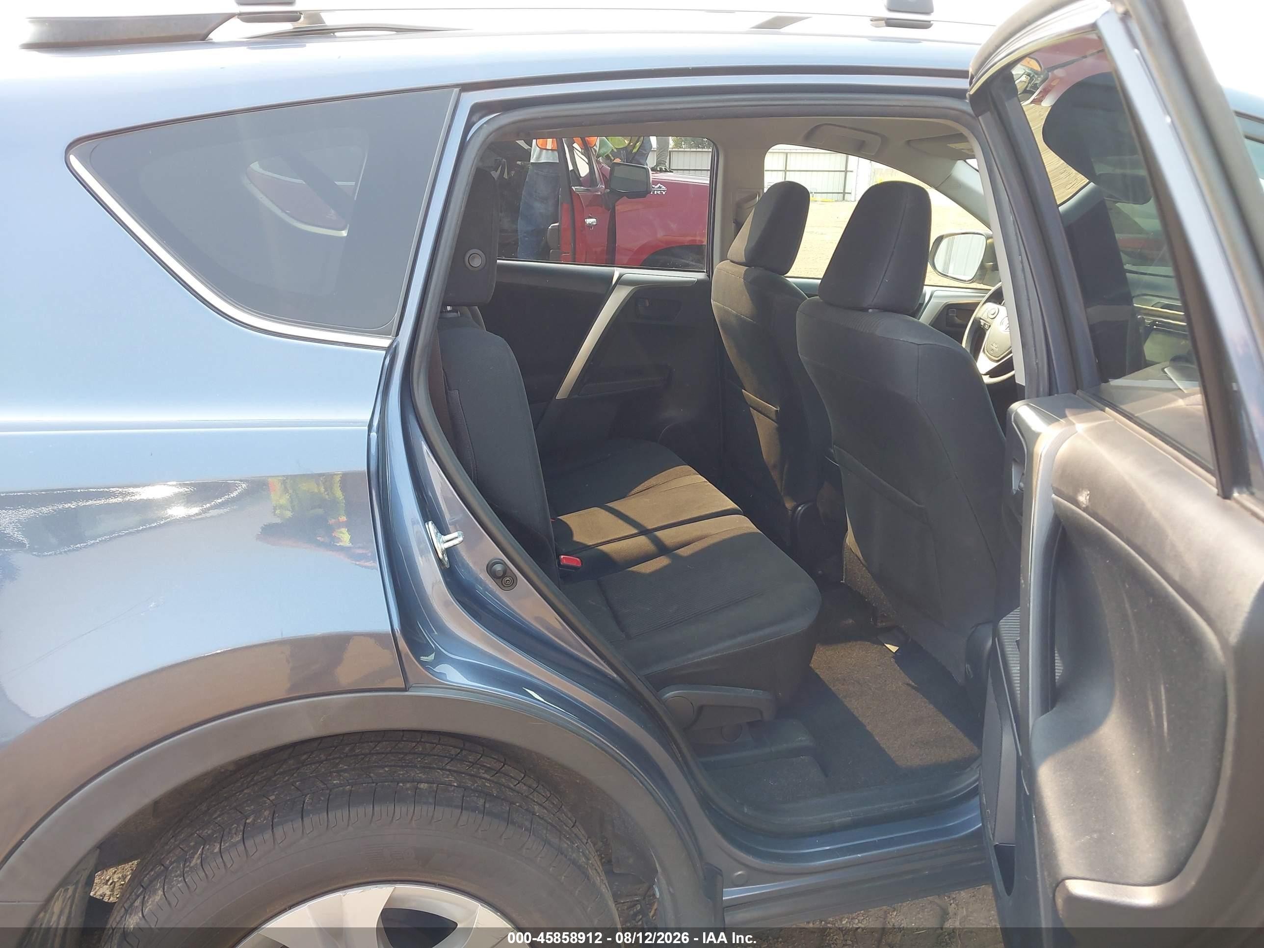 2014 Toyota Rav4 Le Blue vin: JTMBFREV2ED088646