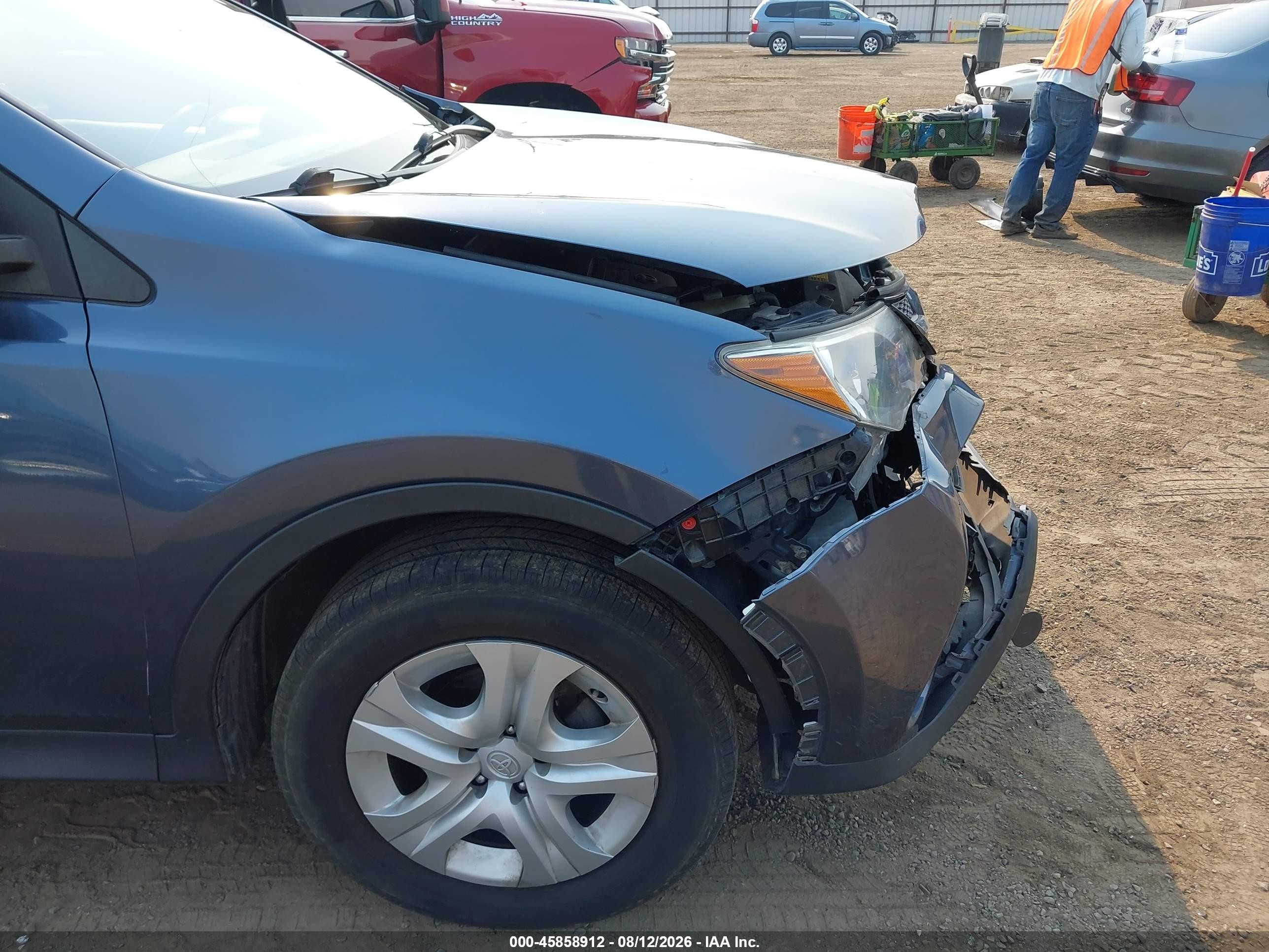 2014 Toyota Rav4 Le Blue vin: JTMBFREV2ED088646