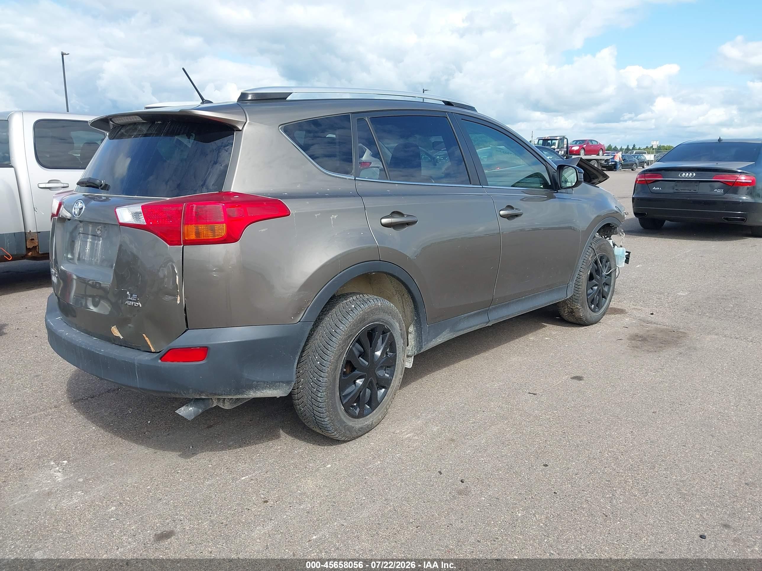 2015 Toyota Rav4 Le Green vin: JTMBFREV2FD134462
