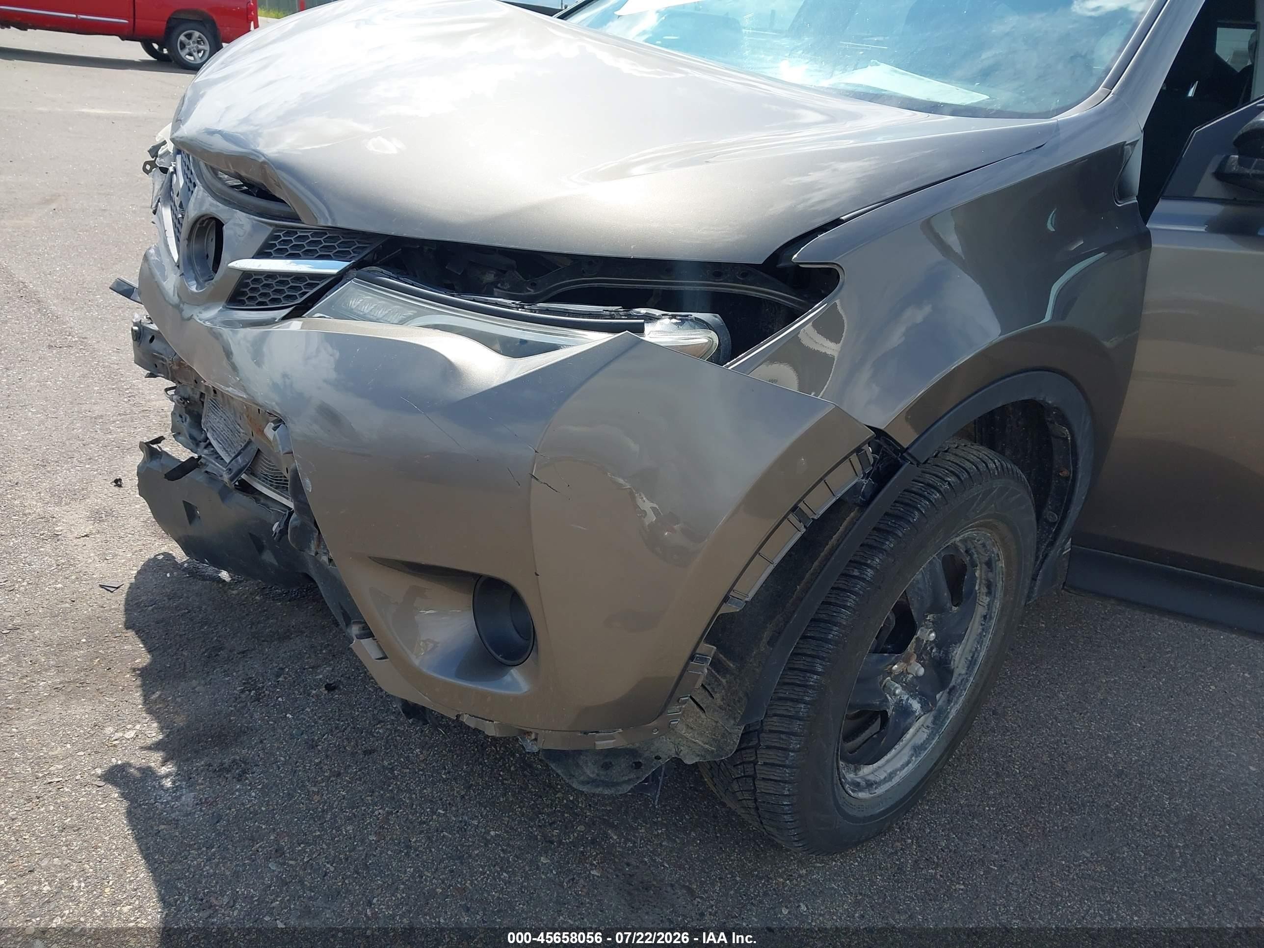2015 Toyota Rav4 Le Green vin: JTMBFREV2FD134462