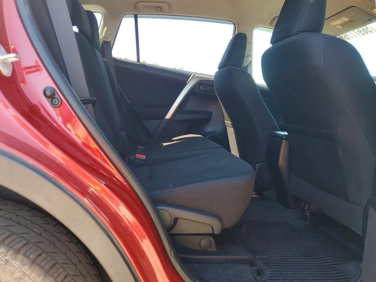2015 Toyota Rav4 Le Темно-бордовый vin: JTMBFREV2FJ019734