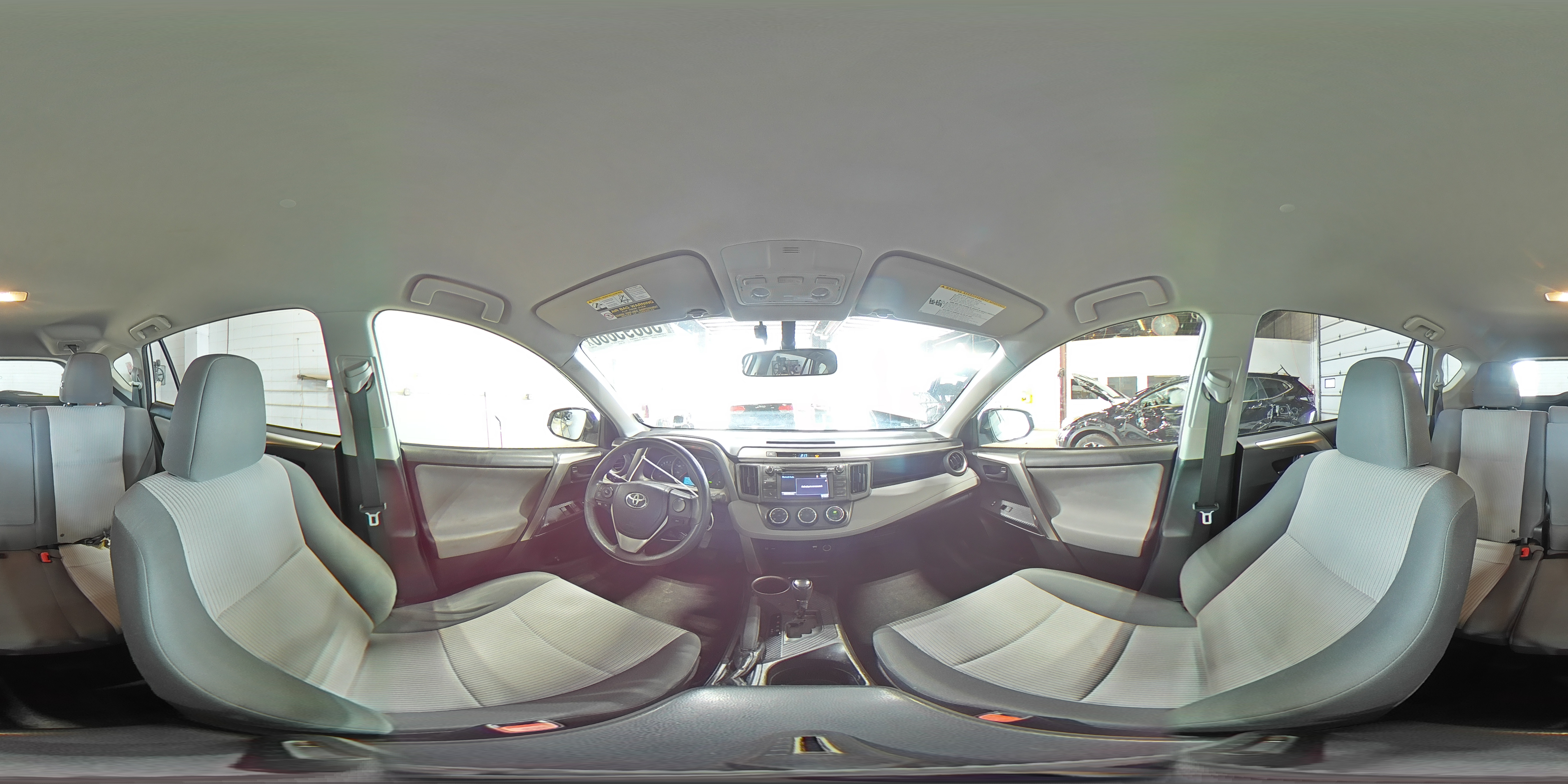 2015 Toyota Rav4 Le White vin: JTMBFREV2FJ050482