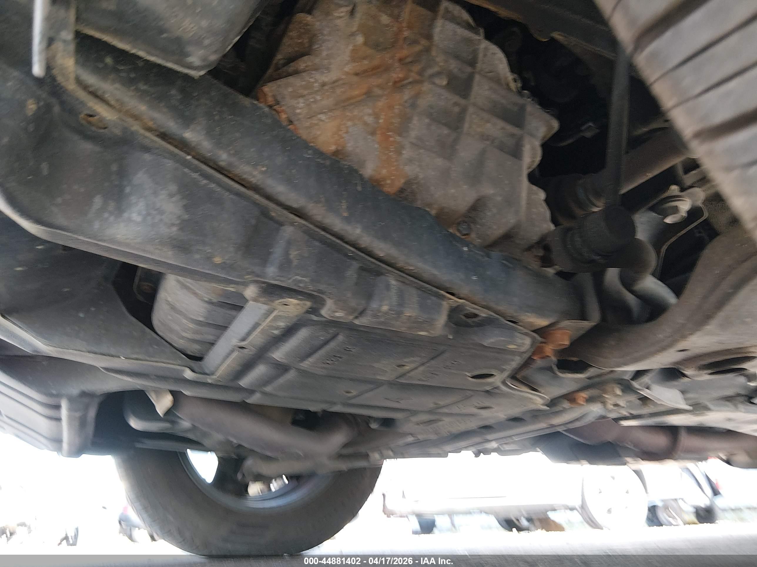 2014 Toyota Rav4 Le Серебряный vin: JTMBFREV3E5030233