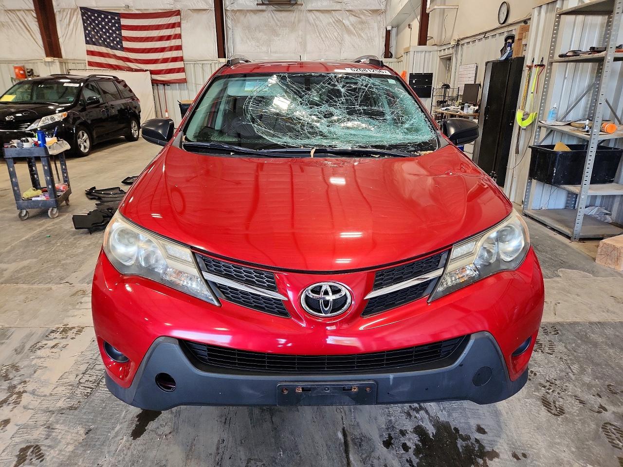 2014 Toyota Rav4 Le Бордовый vin: JTMBFREV3ED051153