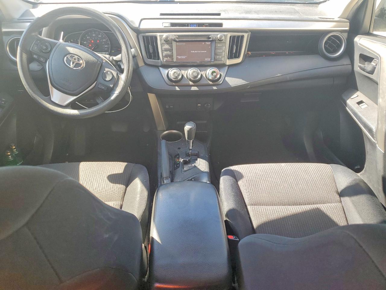 2014 Toyota Rav4 Le Gray vin: JTMBFREV3ED055493
