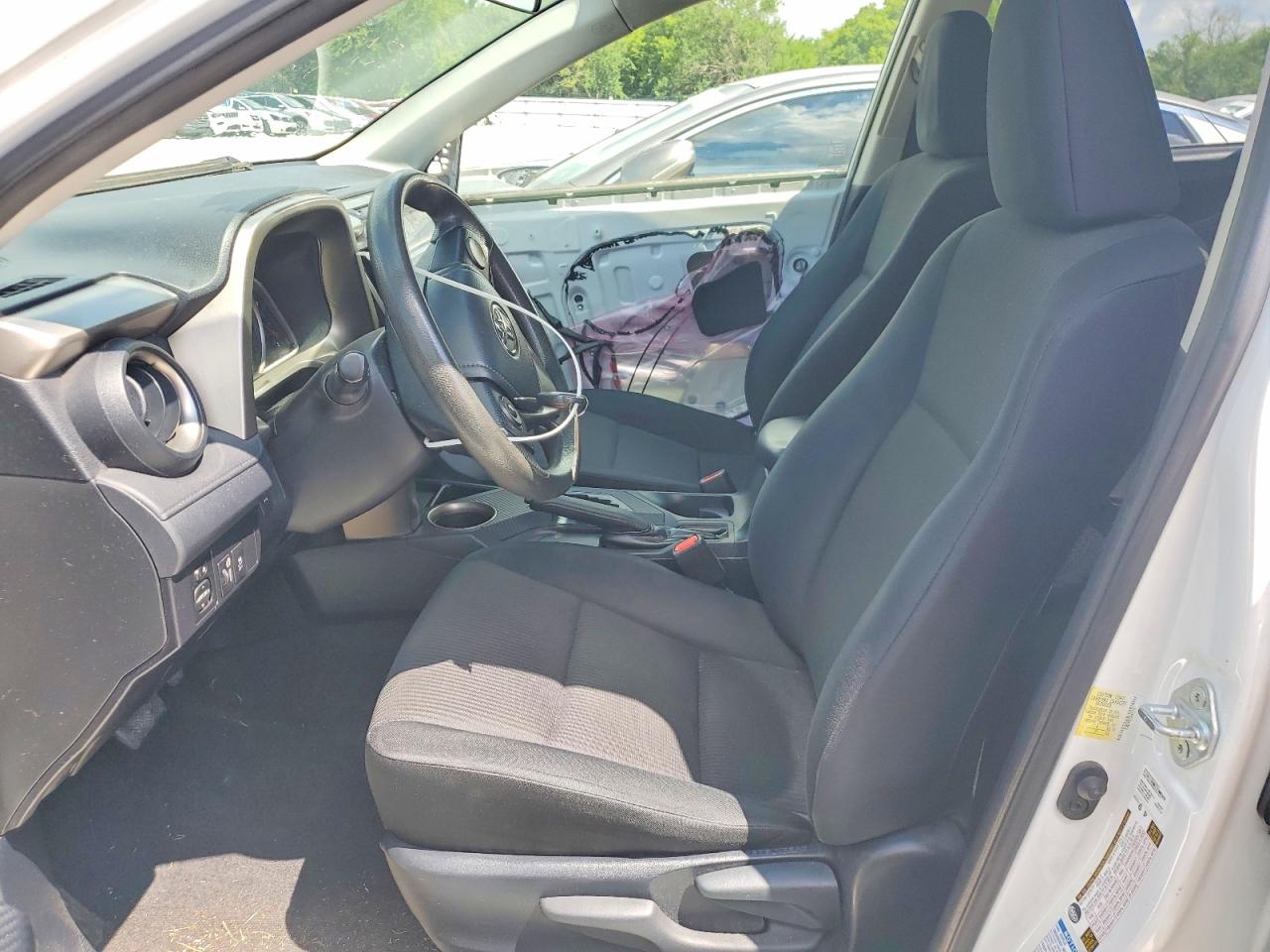 2014 Toyota Rav4 Le Белый vin: JTMBFREV3ED075176