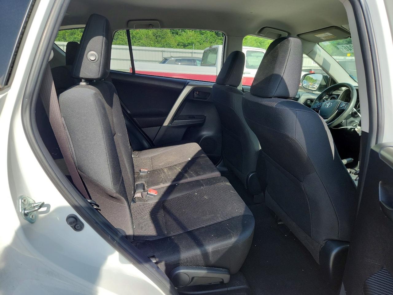 2014 Toyota Rav4 Le Белый vin: JTMBFREV3ED075176