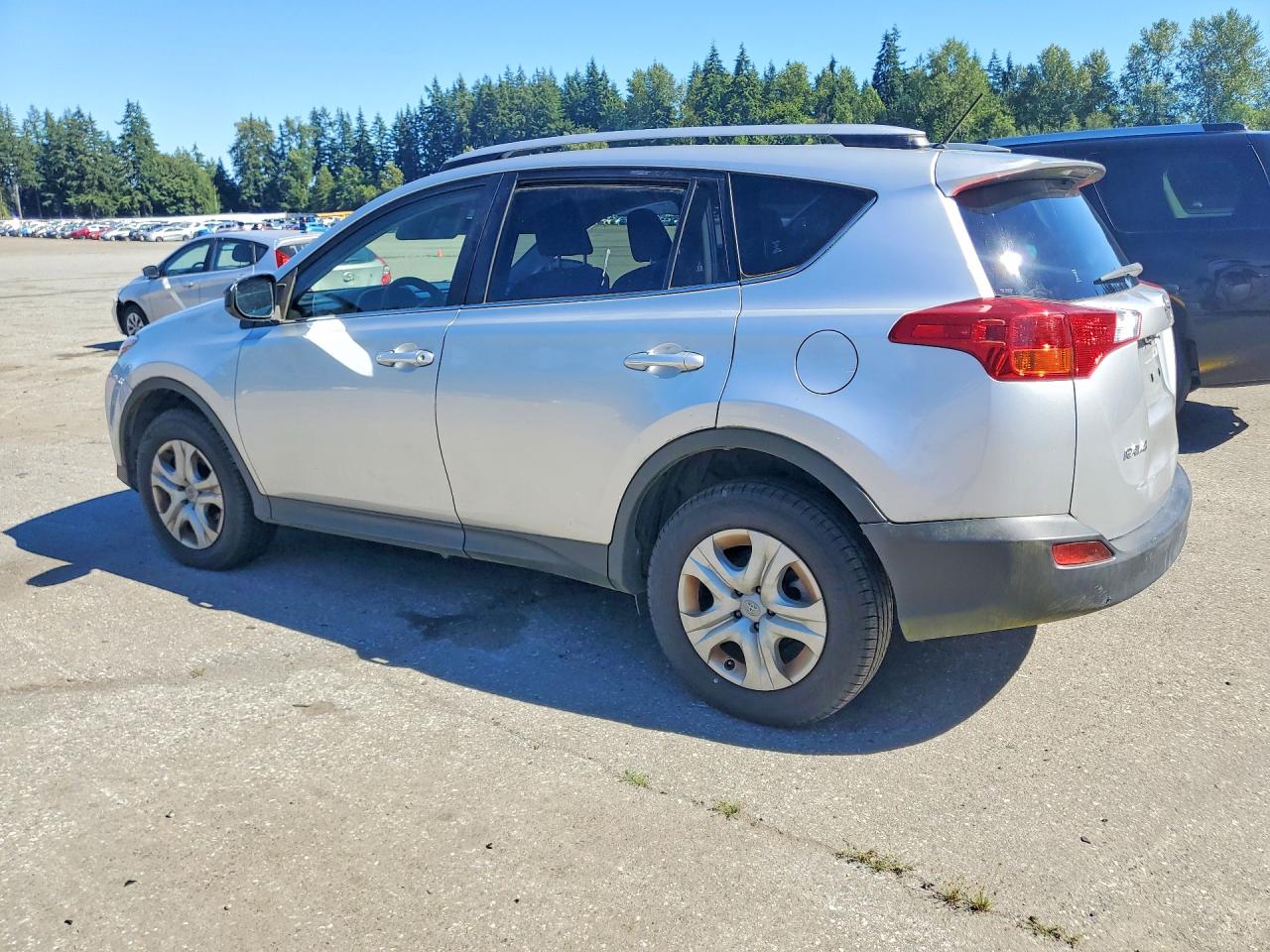 2014 Toyota Rav4 Le Silver vin: JTMBFREV3ED083701