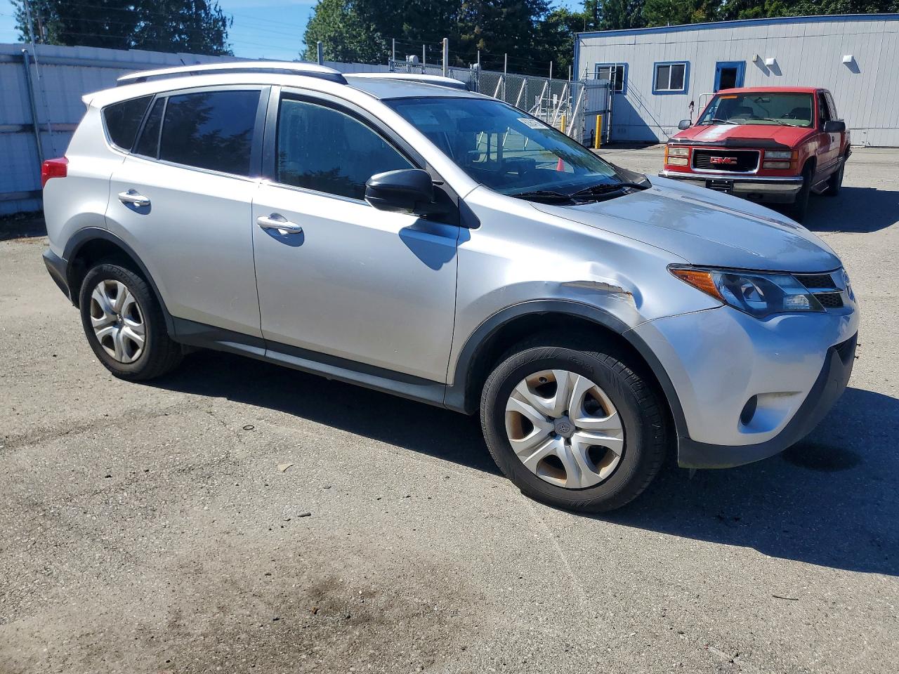 2014 Toyota Rav4 Le Silver vin: JTMBFREV3ED083701