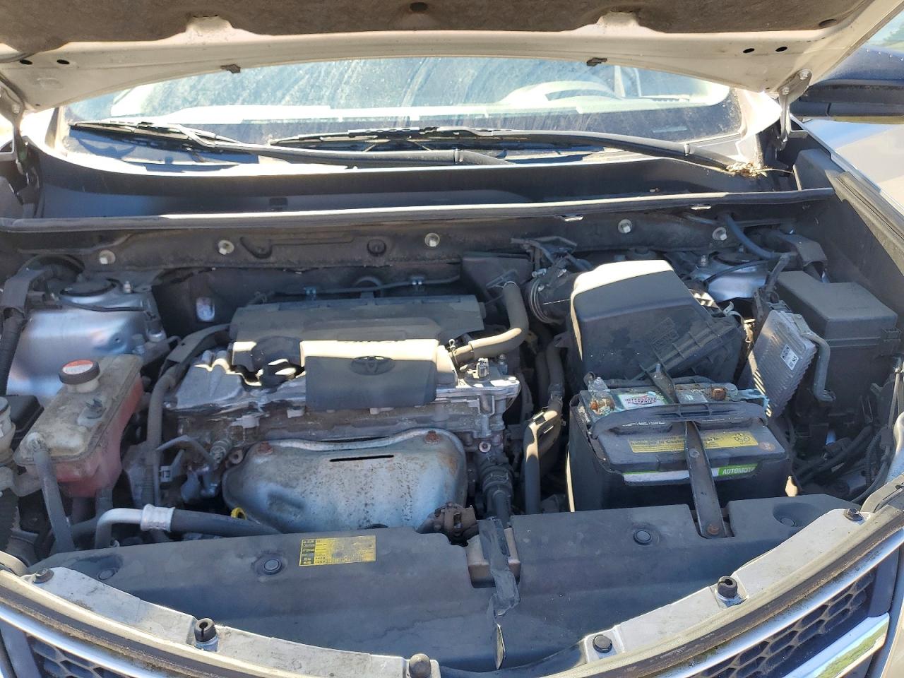 2014 Toyota Rav4 Le Silver vin: JTMBFREV3ED083701